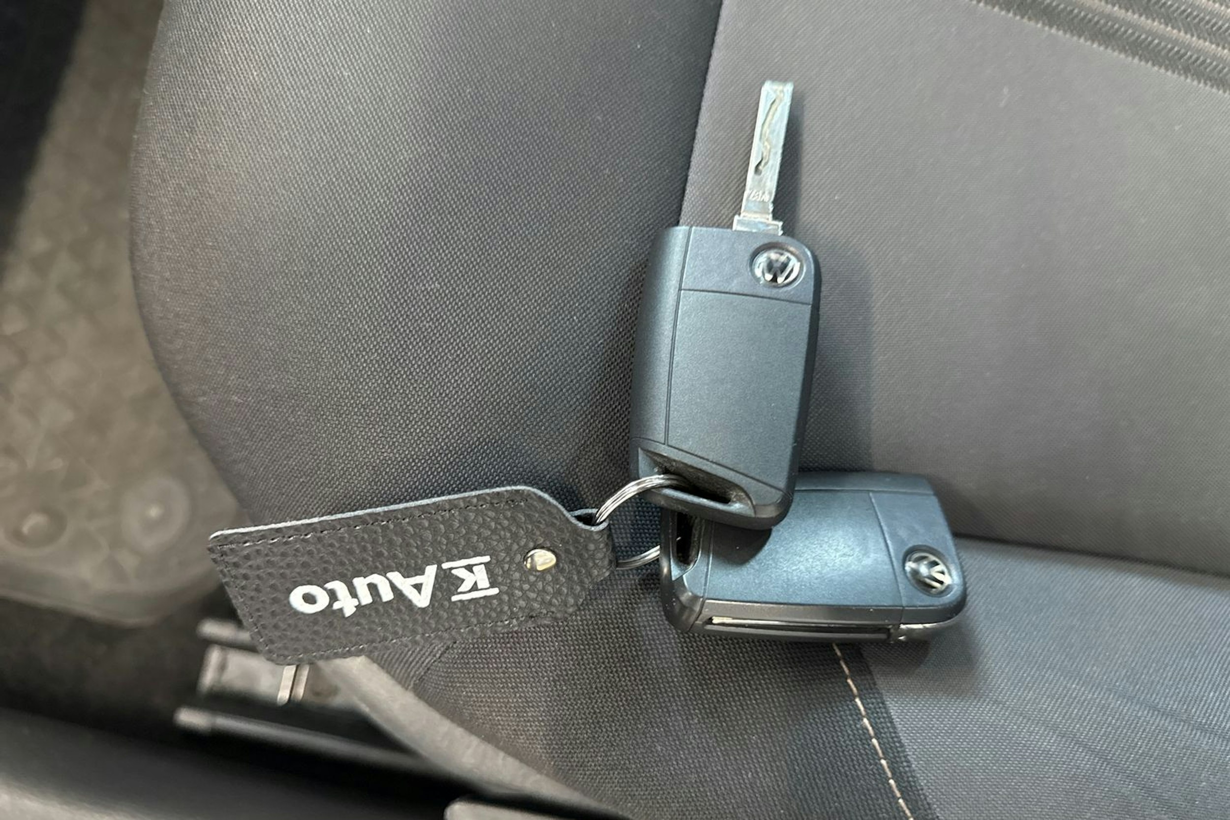 harmaa Volkswagen Polo 2017 kuva 27.