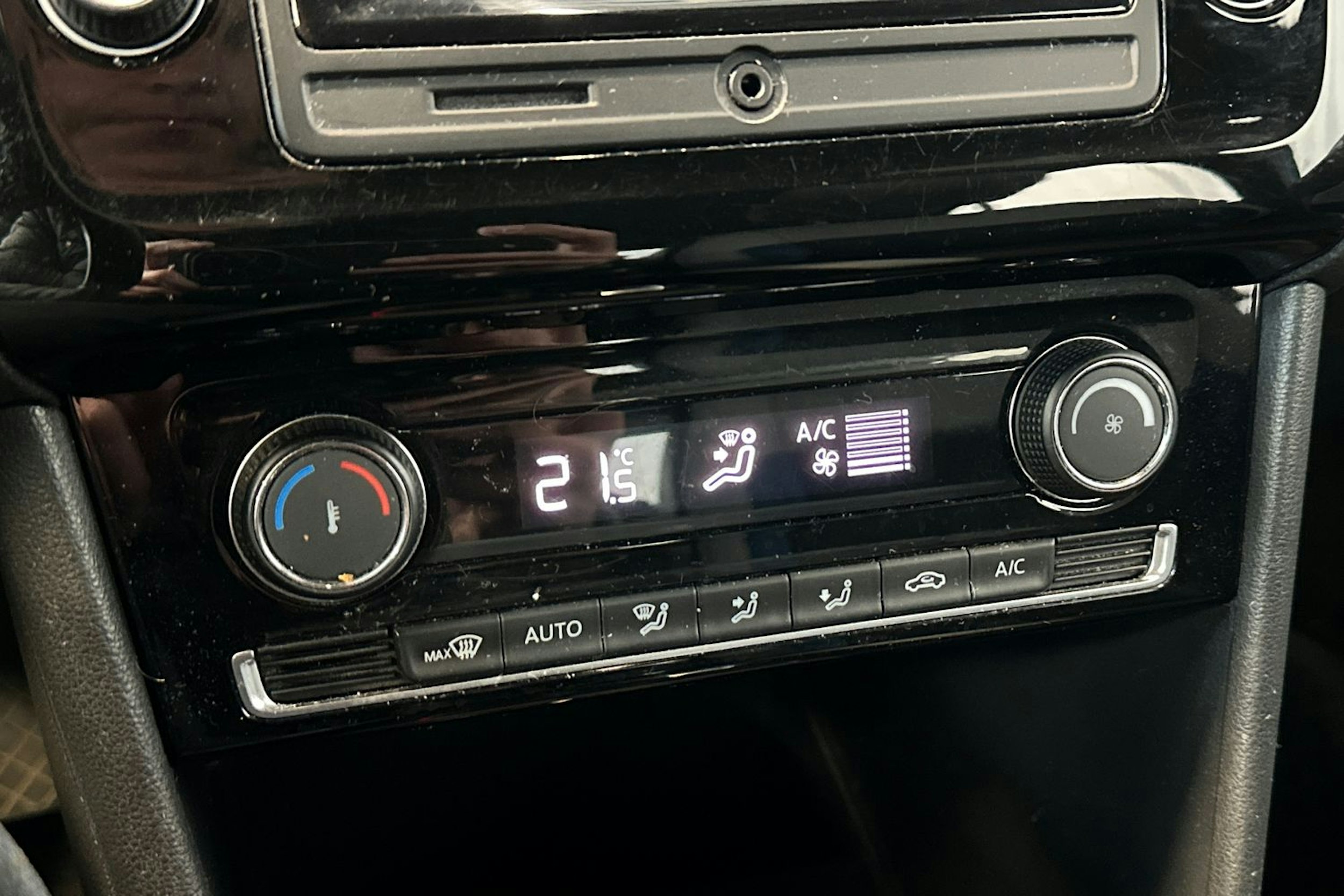 sininen Volkswagen Polo 2017 kuva 20.