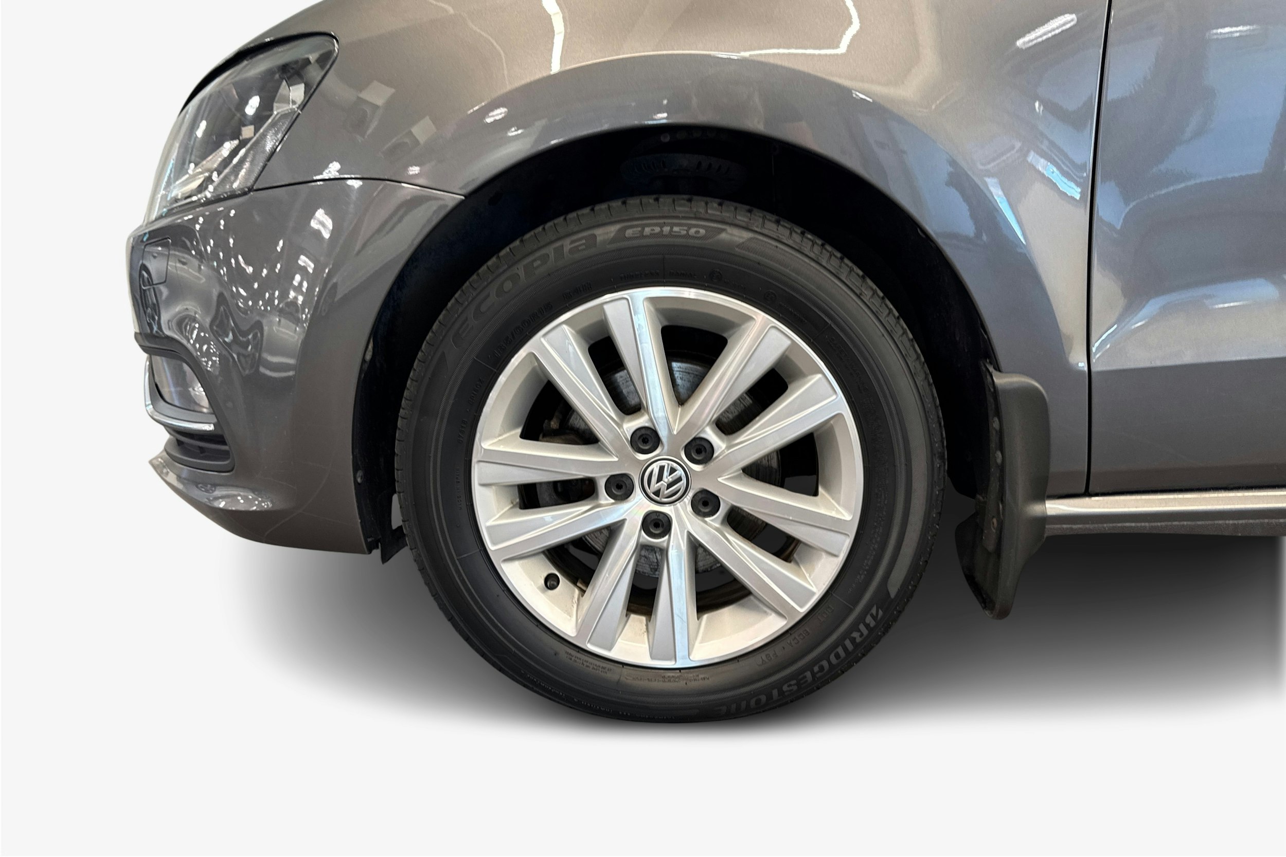 harmaa Volkswagen Polo 2017 kuva 11.