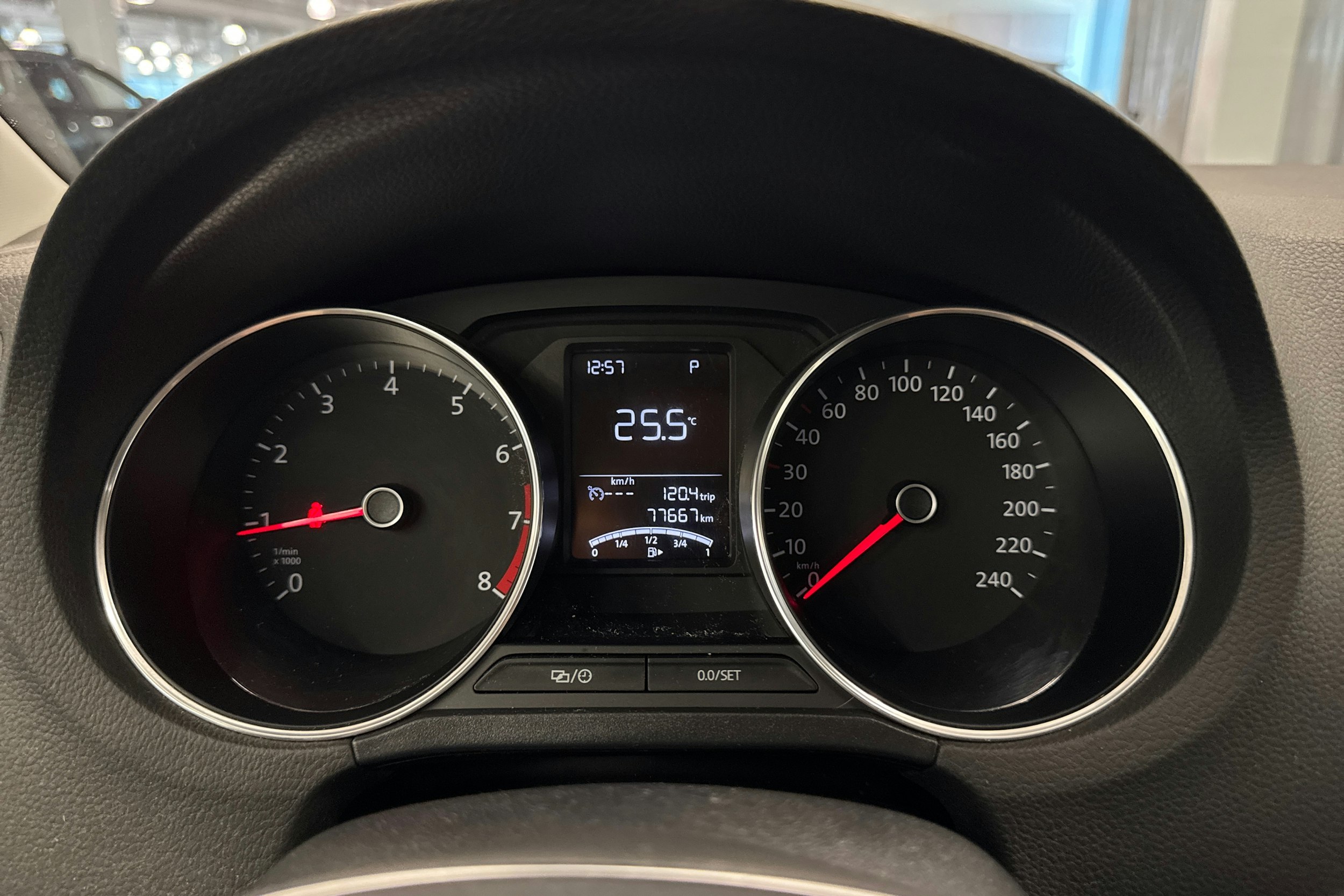 harmaa Volkswagen Polo 2017 kuva 18.
