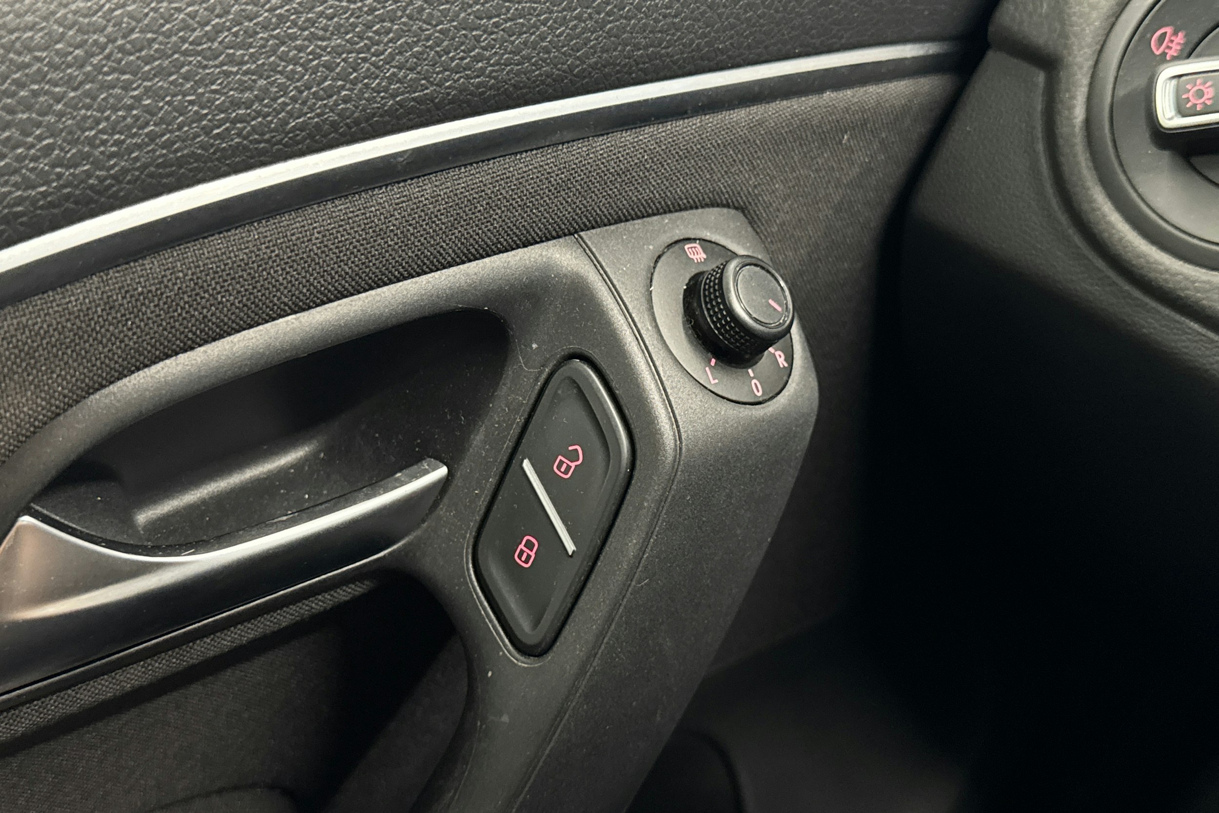 harmaa Volkswagen Polo 2017 kuva 23.