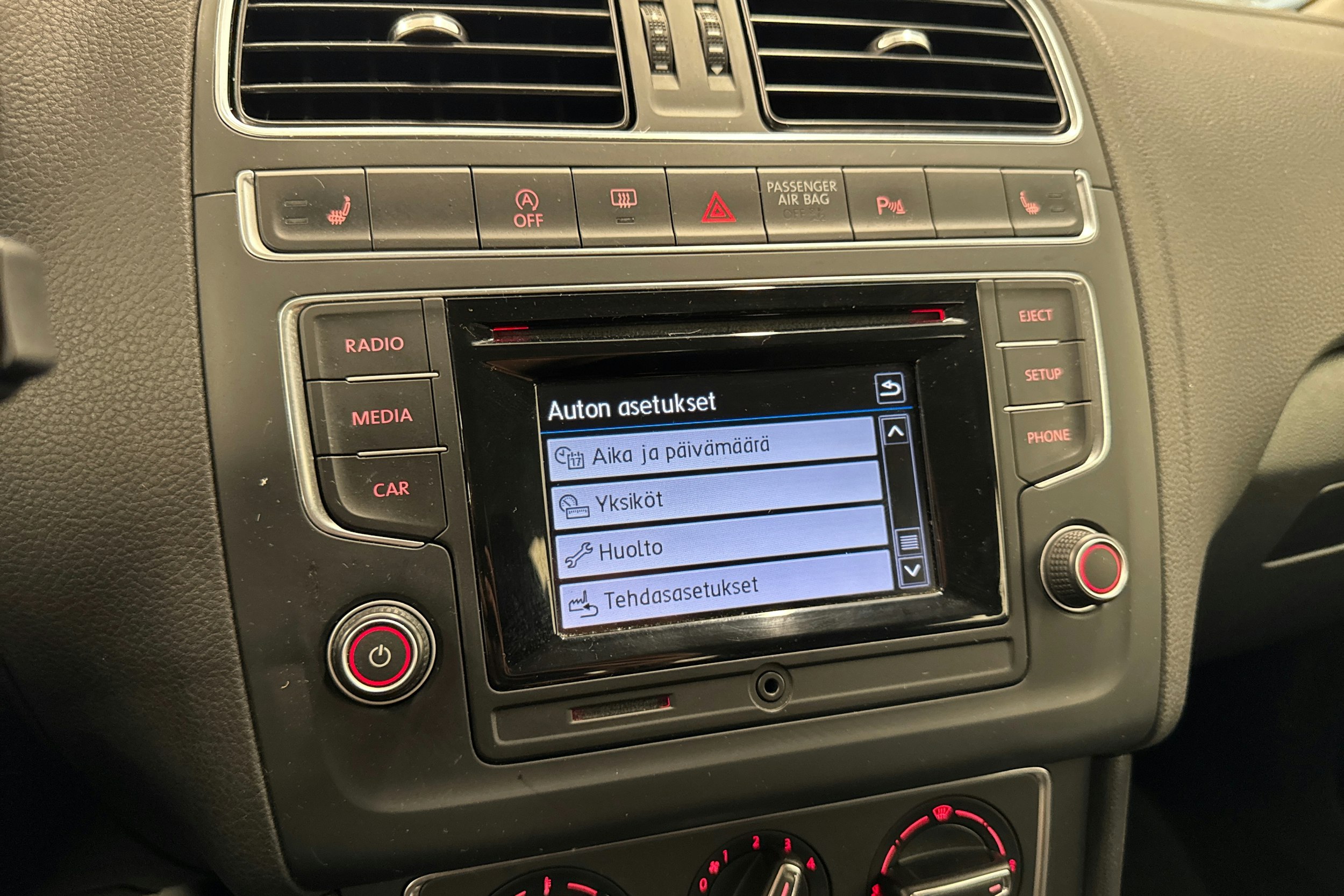 harmaa Volkswagen Polo 2017 kuva 31.