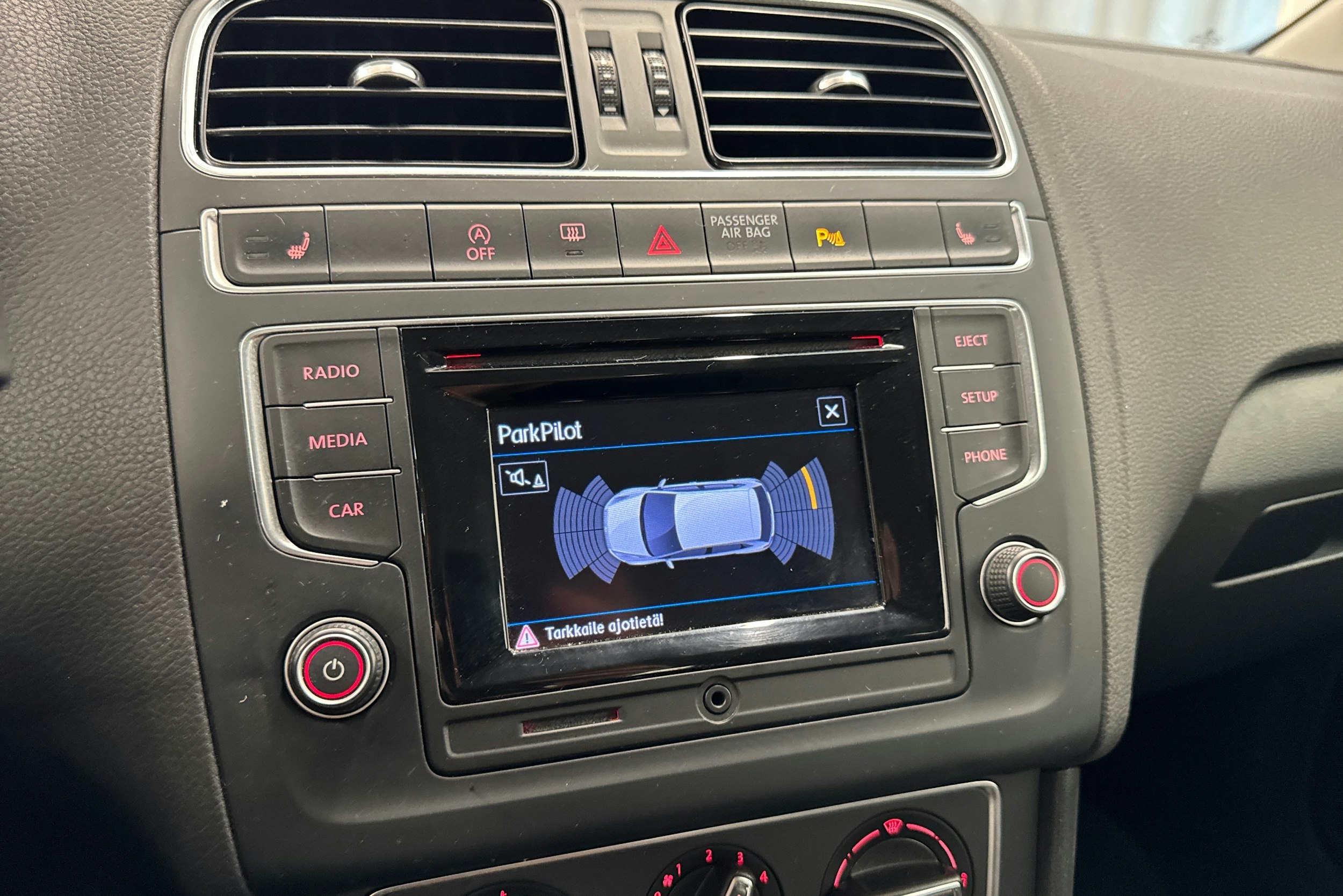 harmaa Volkswagen Polo 2017 kuva 36.