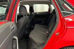 punainen Volkswagen Polo 2018 kuva 13.