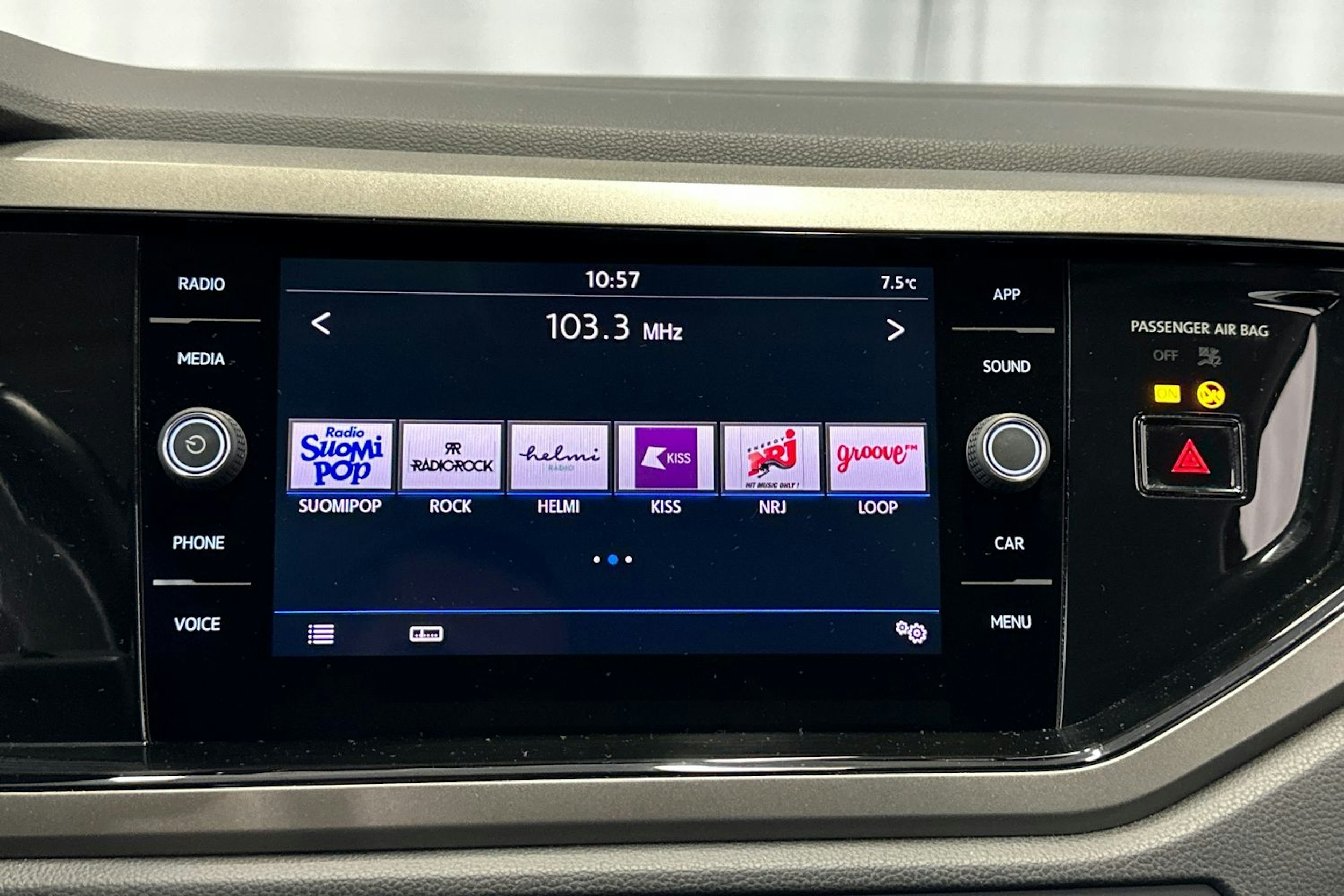 punainen Volkswagen Polo 2018 kuva 21.