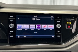 punainen Volkswagen Polo 2018 kuva 21.