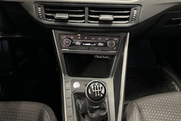 punainen Volkswagen Polo 2018 kuva 25.