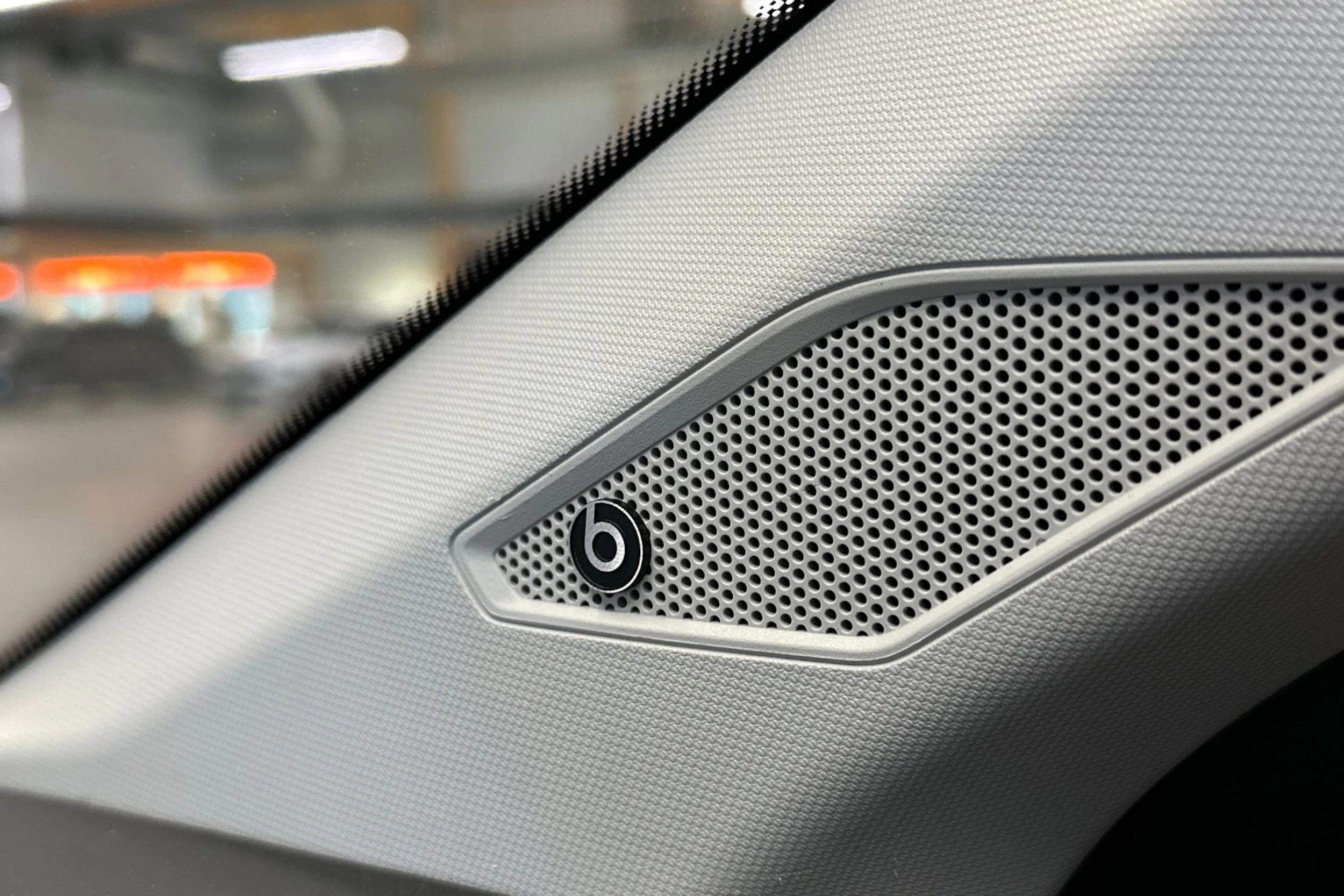 harmaa Volkswagen Polo 2018 kuva 11.