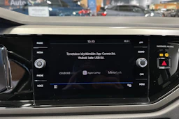 harmaa Volkswagen Polo 2018 kuva 12.