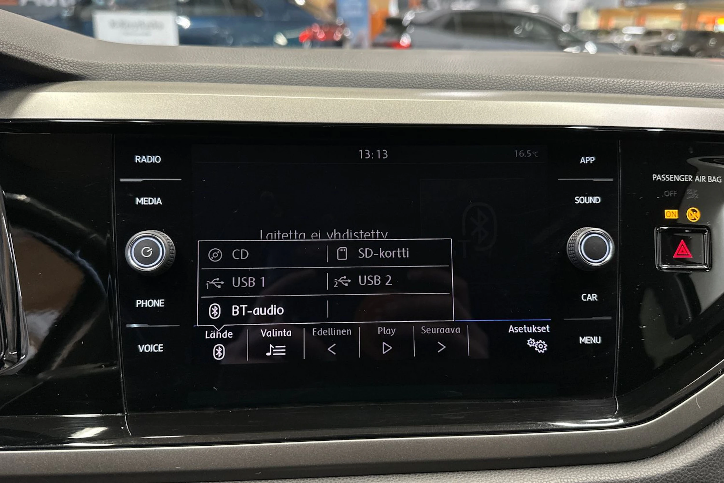 harmaa Volkswagen Polo 2018 kuva 13.
