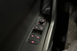 harmaa Volkswagen Polo 2018 kuva 20.