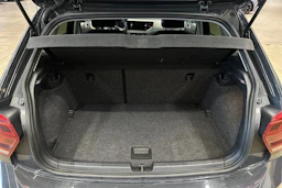 harmaa Volkswagen Polo 2018 kuva 21.