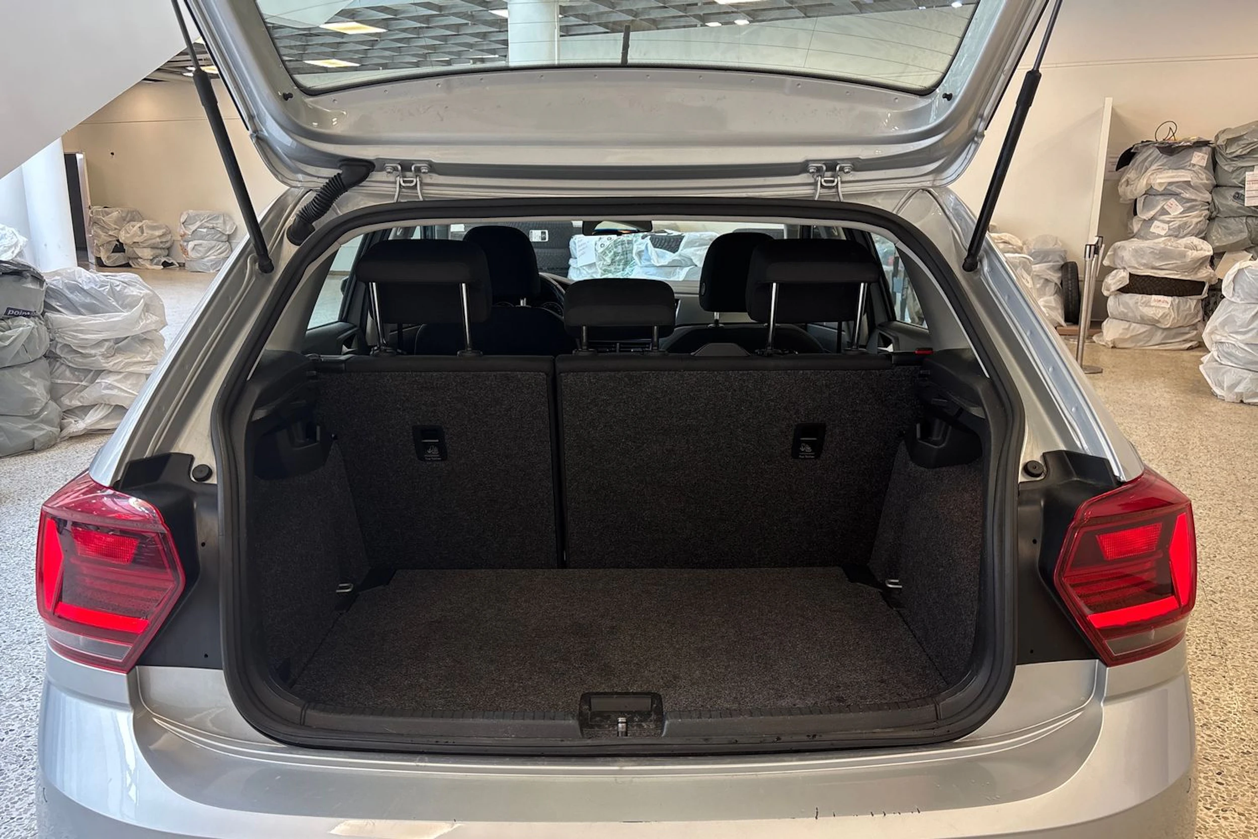 hopea Volkswagen Polo 2019 kuva 12.