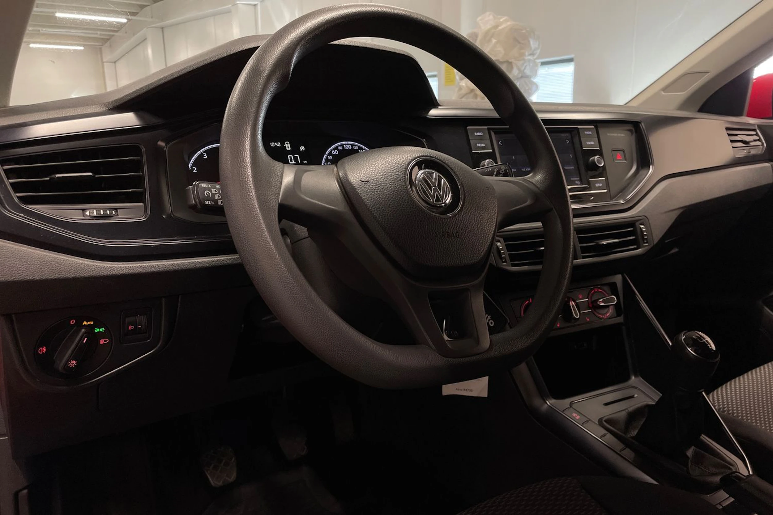punainen Volkswagen Polo 2018 kuva 18.
