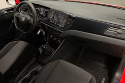 punainen Volkswagen Polo 2018 kuva 20.