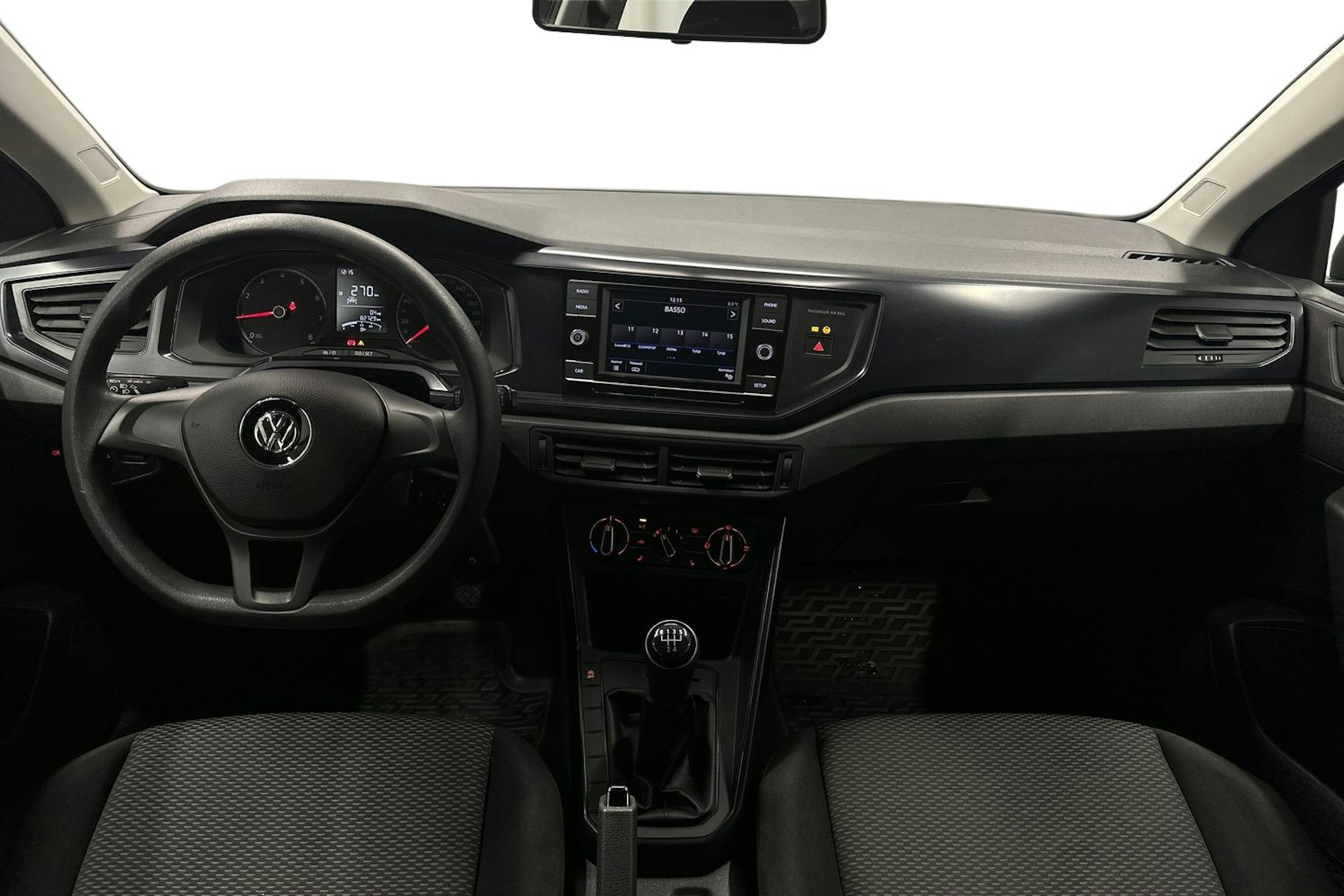 Musta Volkswagen POLO 2018 kuva 9.