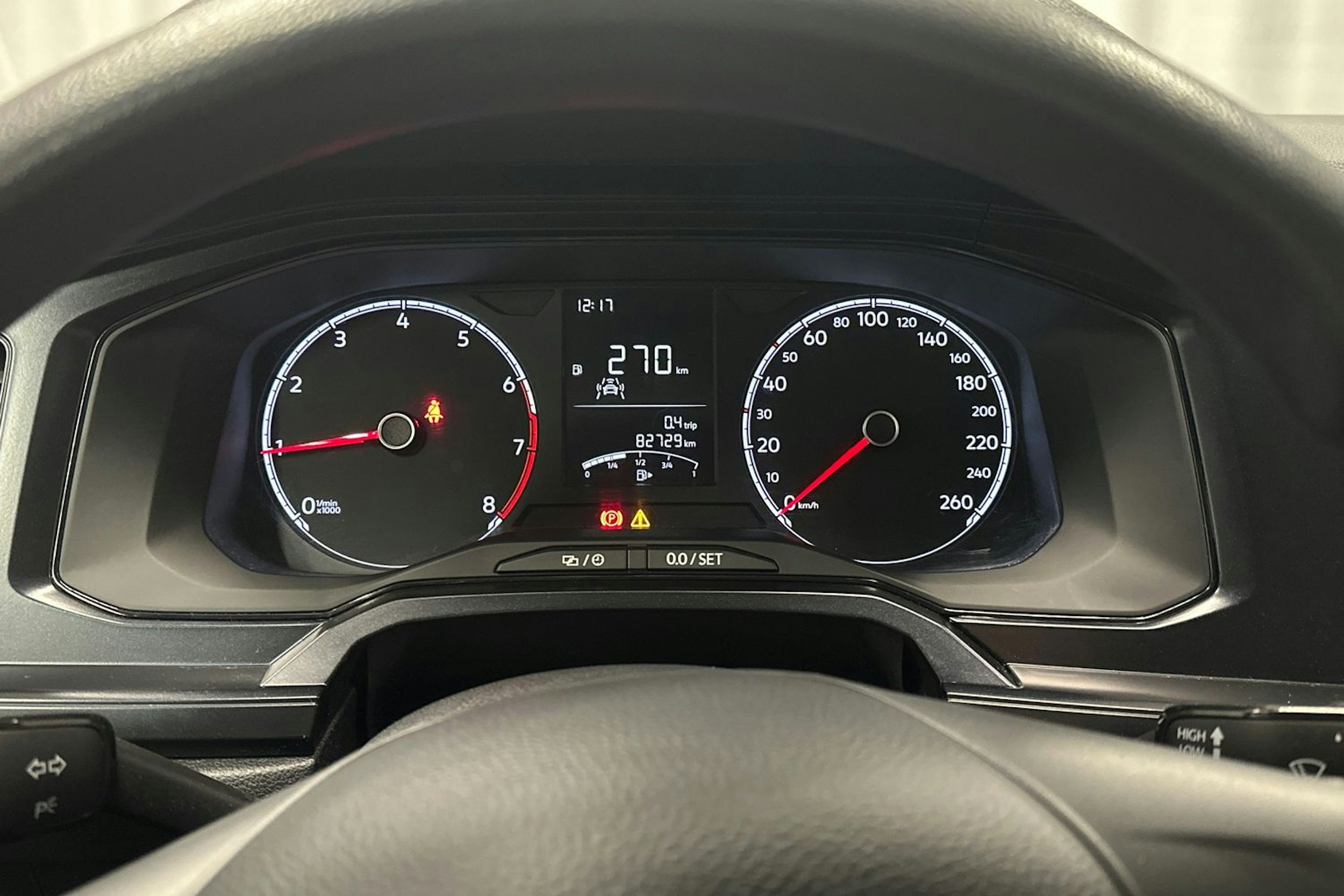 Musta Volkswagen POLO 2018 kuva 17.