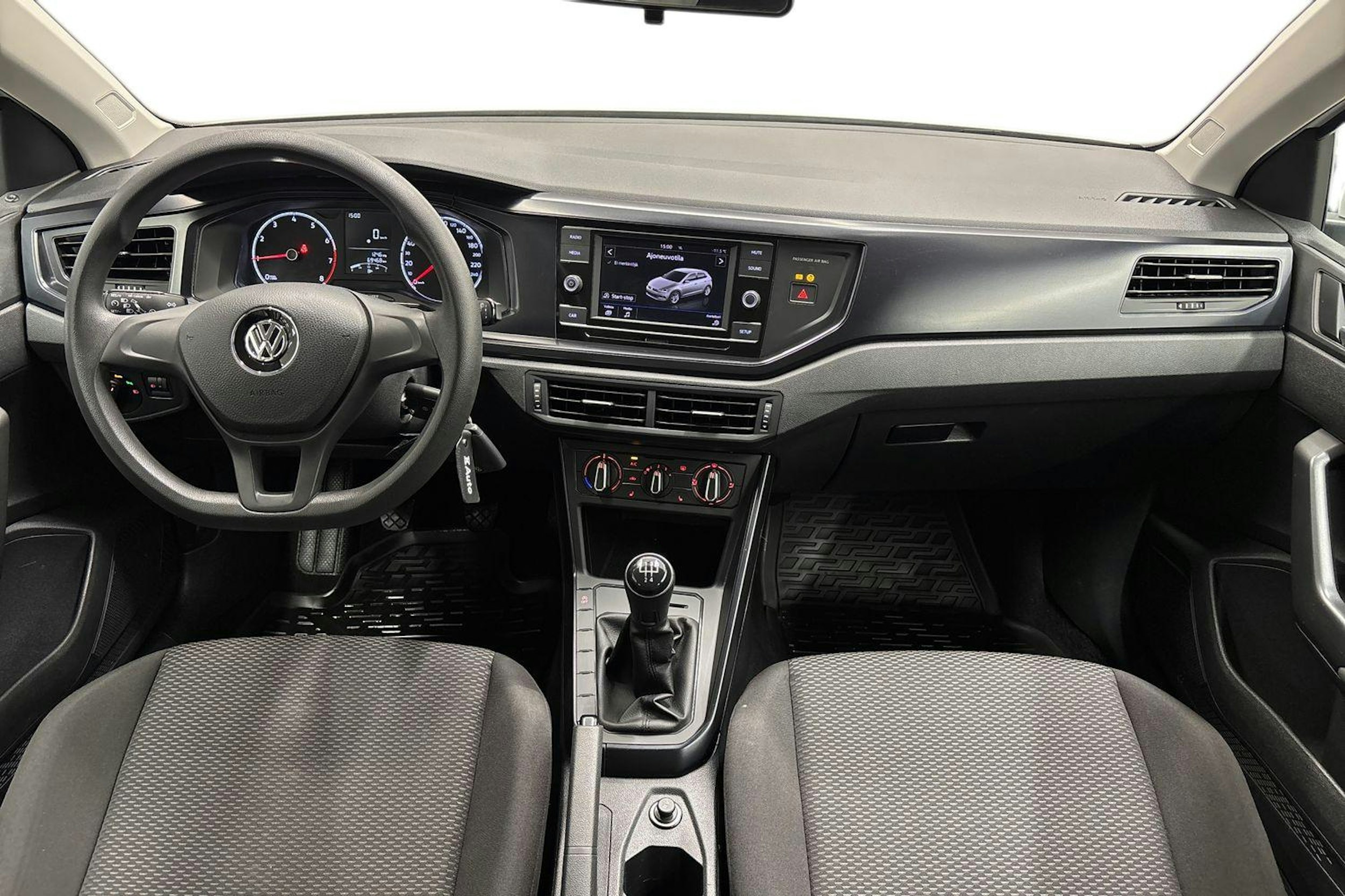 valkoinen Volkswagen Polo 2018 kuva 9.