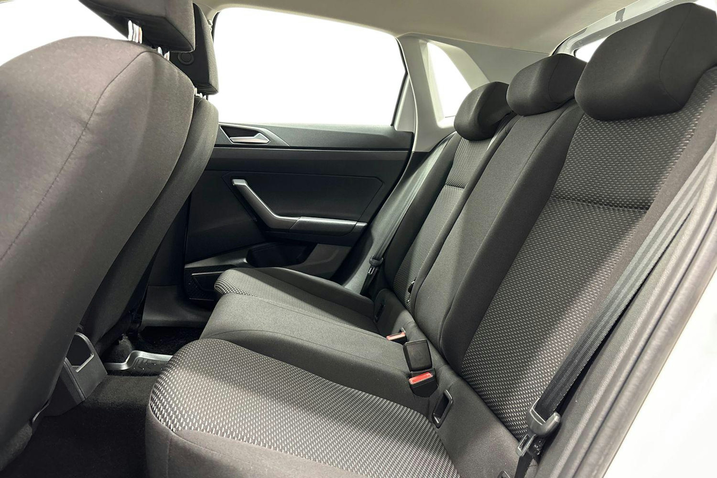 valkoinen Volkswagen Polo 2018 kuva 10.