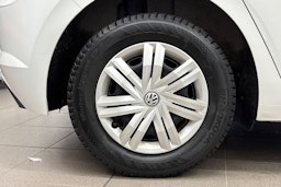 valkoinen Volkswagen Polo 2018 kuva 13.