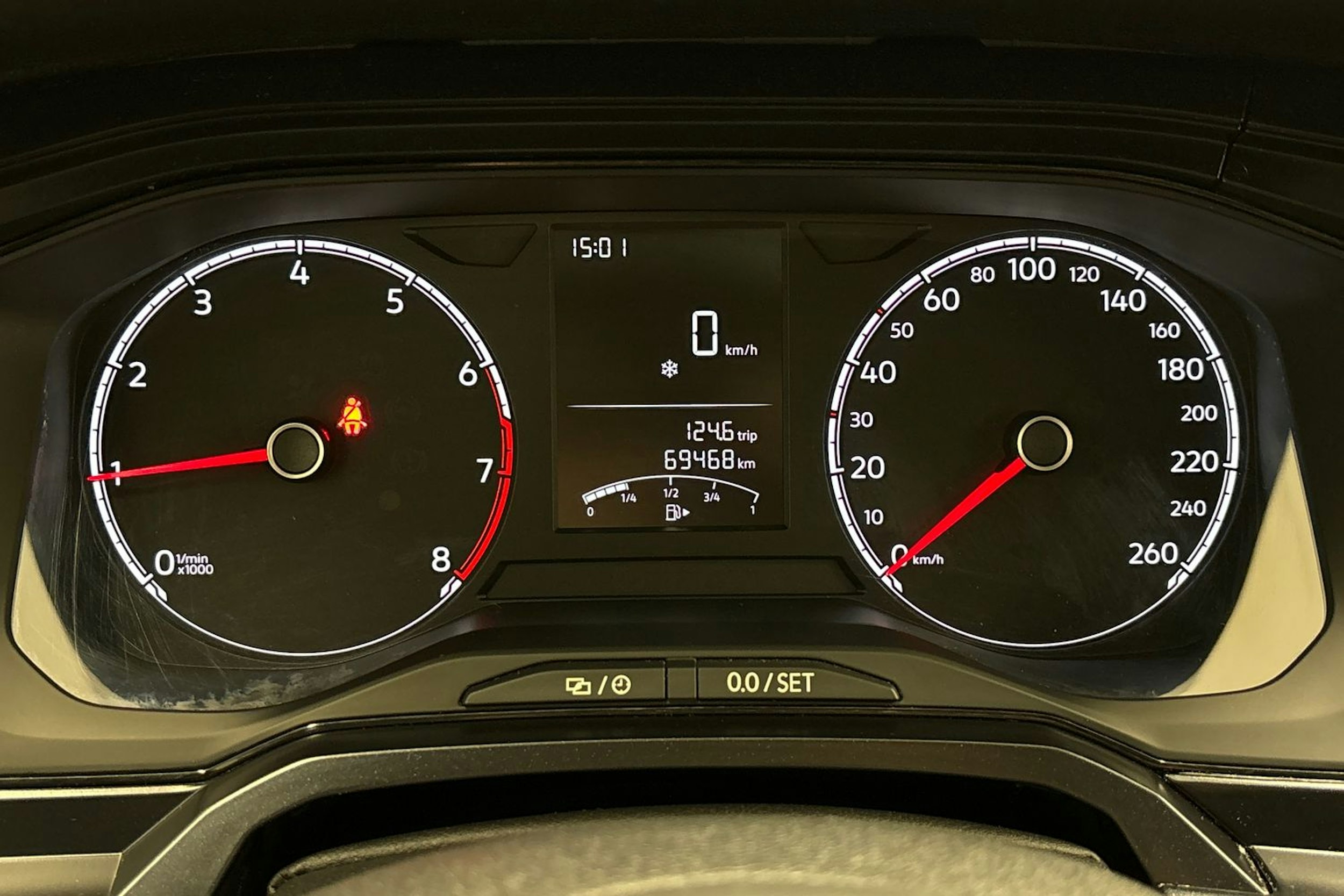 valkoinen Volkswagen Polo 2018 kuva 17.