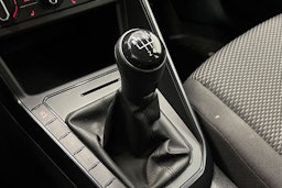 valkoinen Volkswagen Polo 2018 kuva 19.