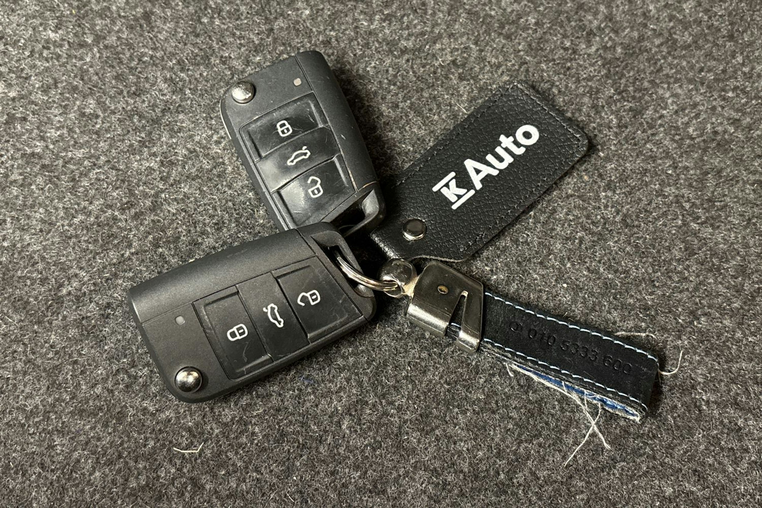 valkoinen Volkswagen Polo 2018 kuva 21.