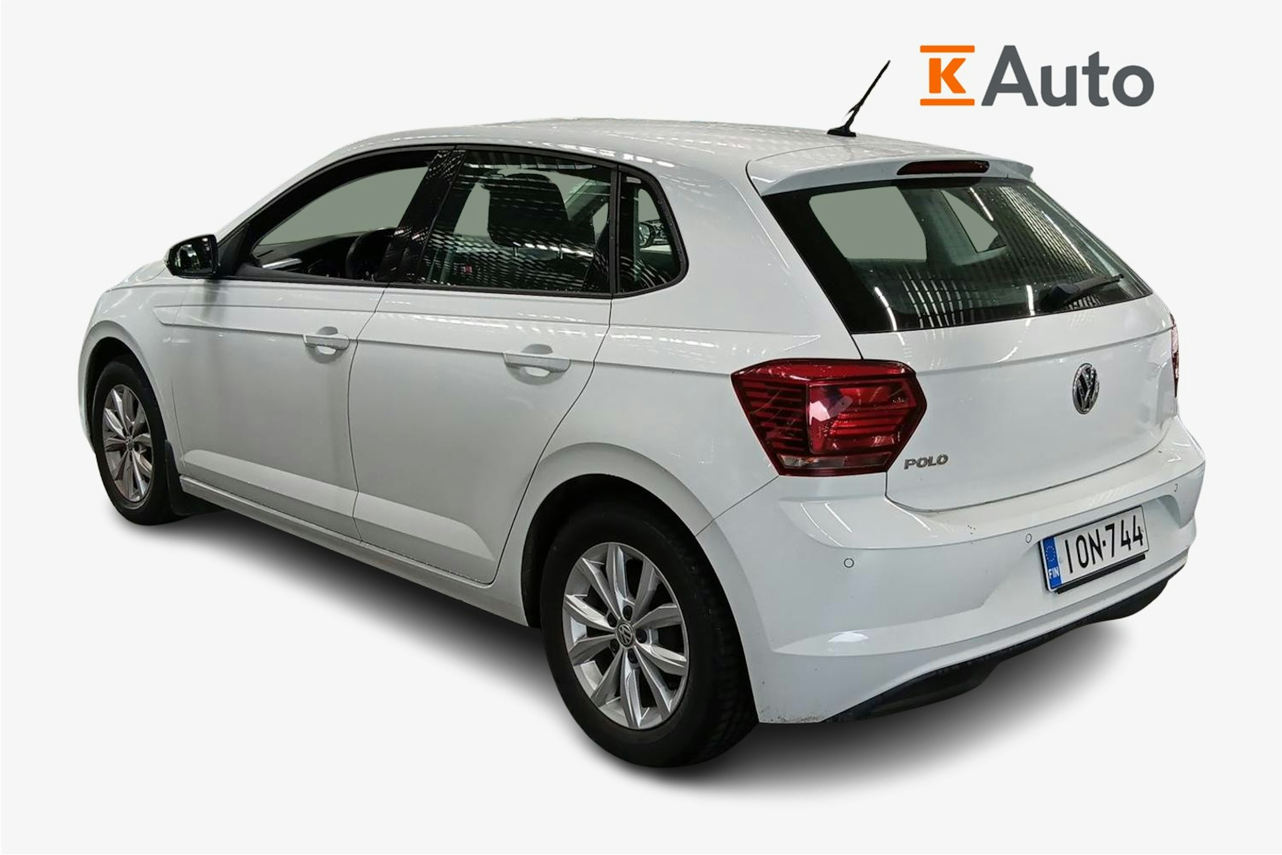 valkoinen Volkswagen Polo 2018 kuva 2.