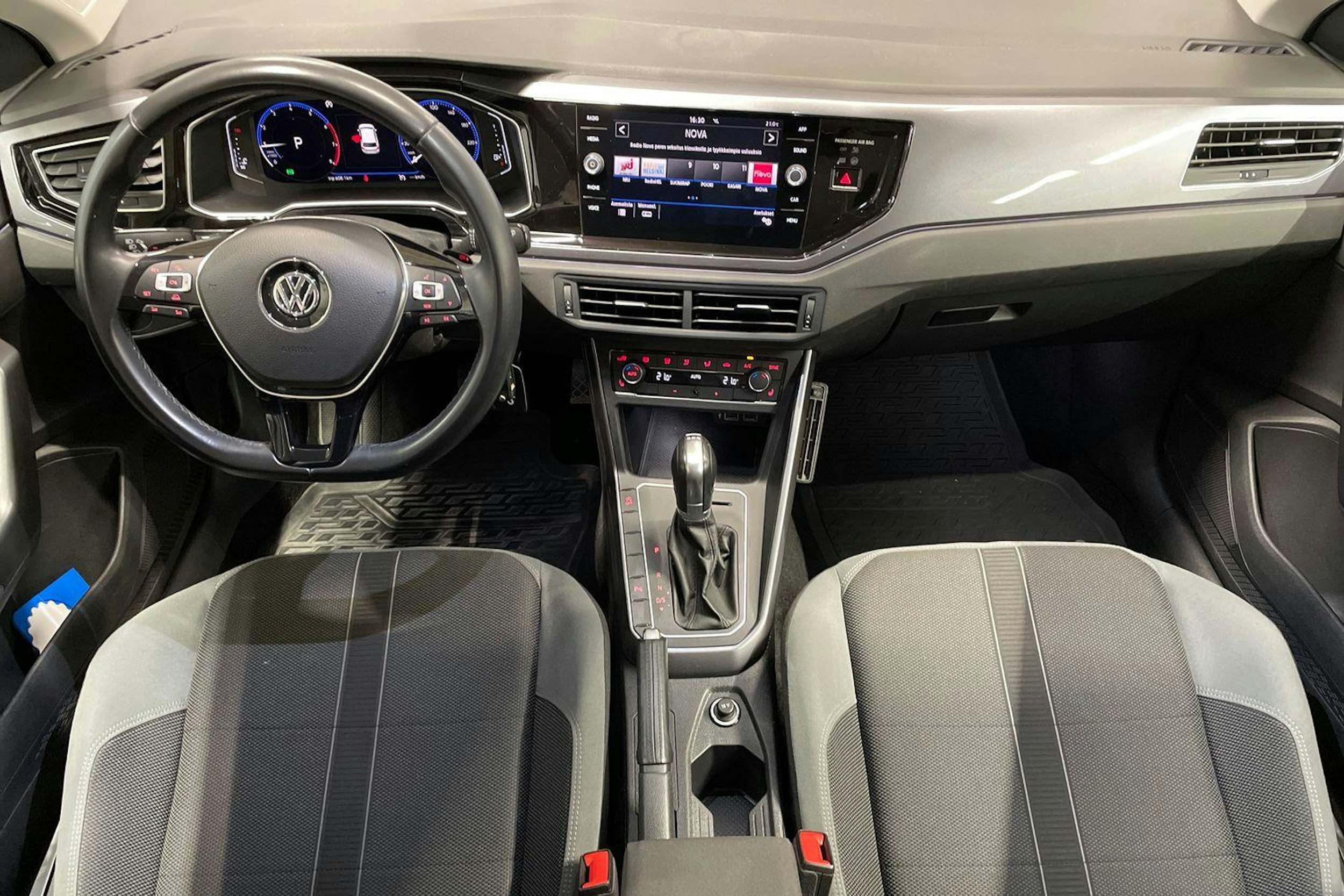 valkoinen Volkswagen Polo 2019 kuva 9.