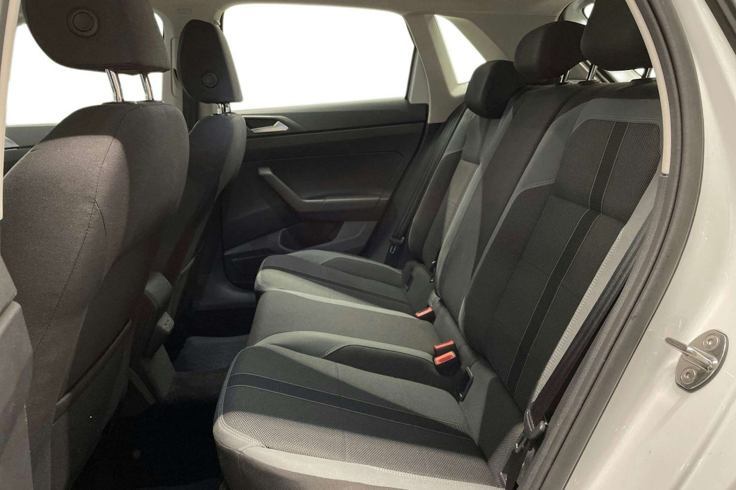 valkoinen Volkswagen Polo 2019 kuva 10.