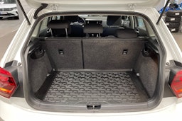 valkoinen Volkswagen Polo 2019 kuva 14.