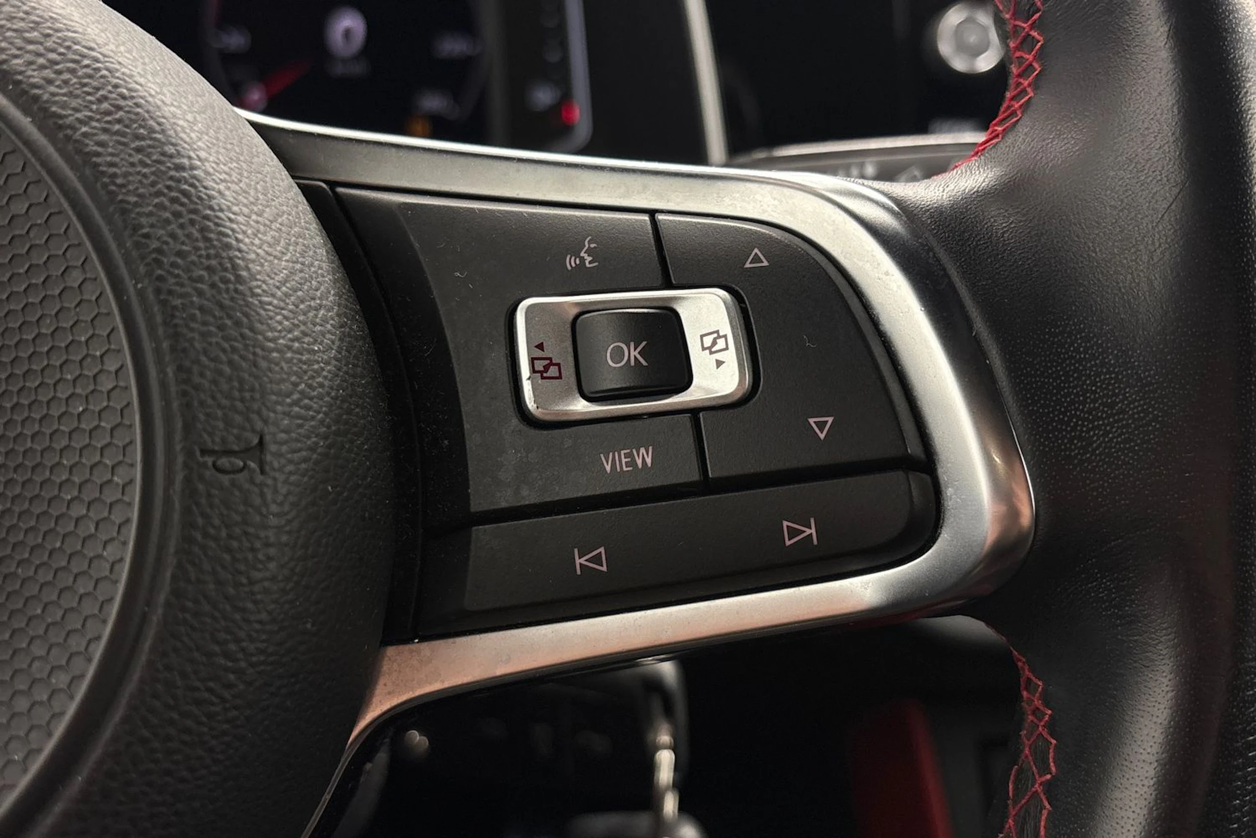 punainen Volkswagen Polo 2019 kuva 14.