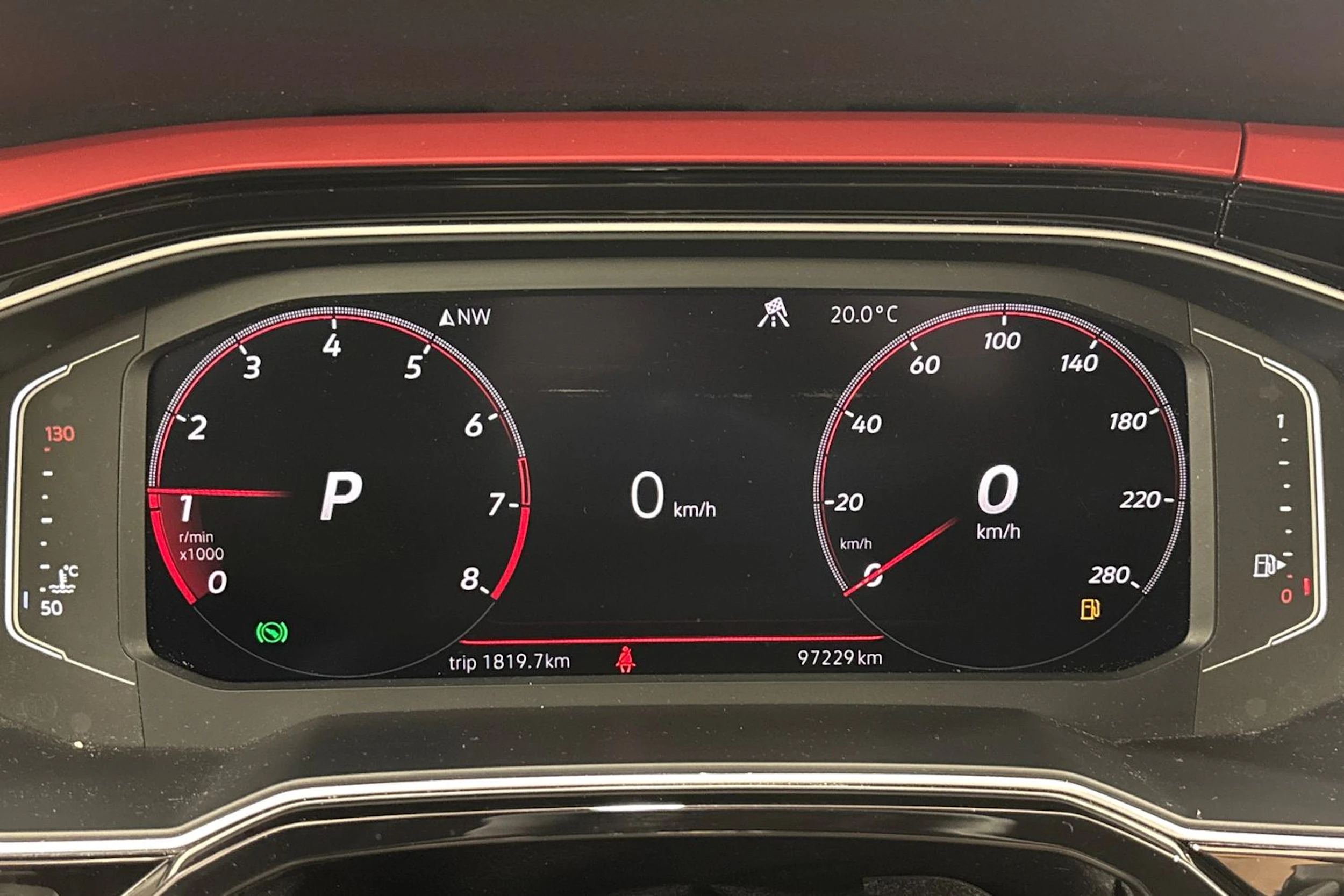 punainen Volkswagen Polo 2019 kuva 15.