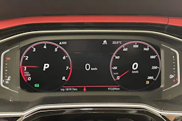 punainen Volkswagen Polo 2019 kuva 15.