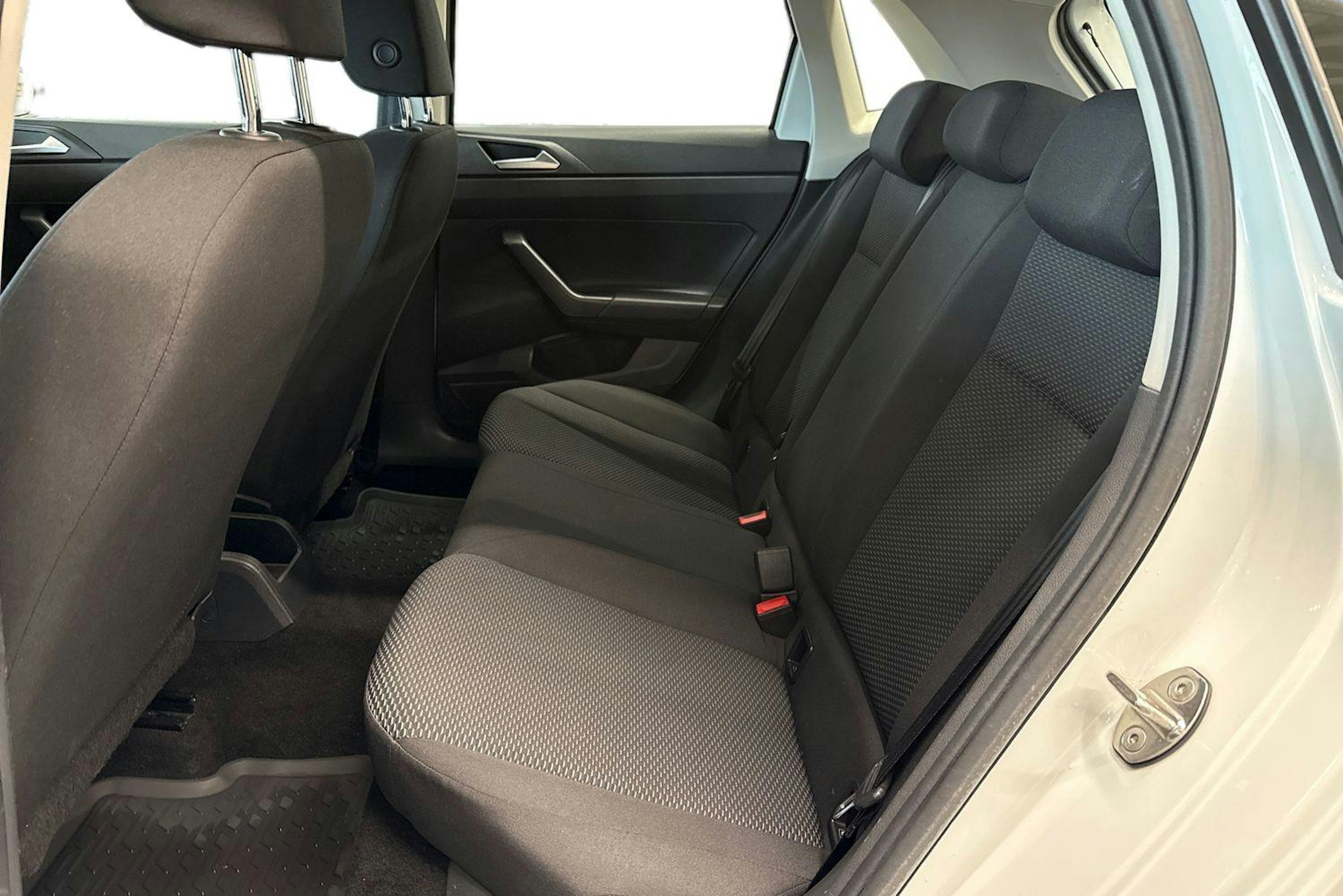 valkoinen Volkswagen Polo 2018 kuva 10.