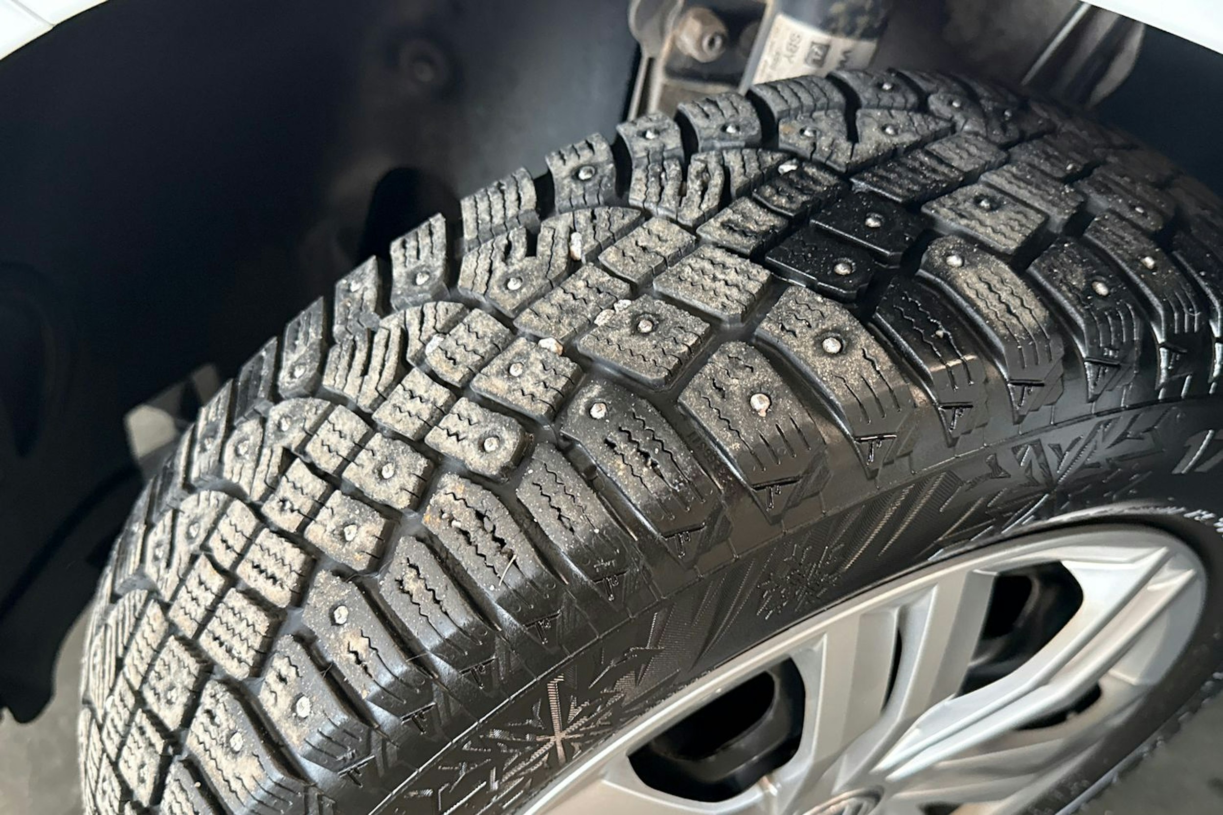 valkoinen Volkswagen Polo 2018 kuva 13.