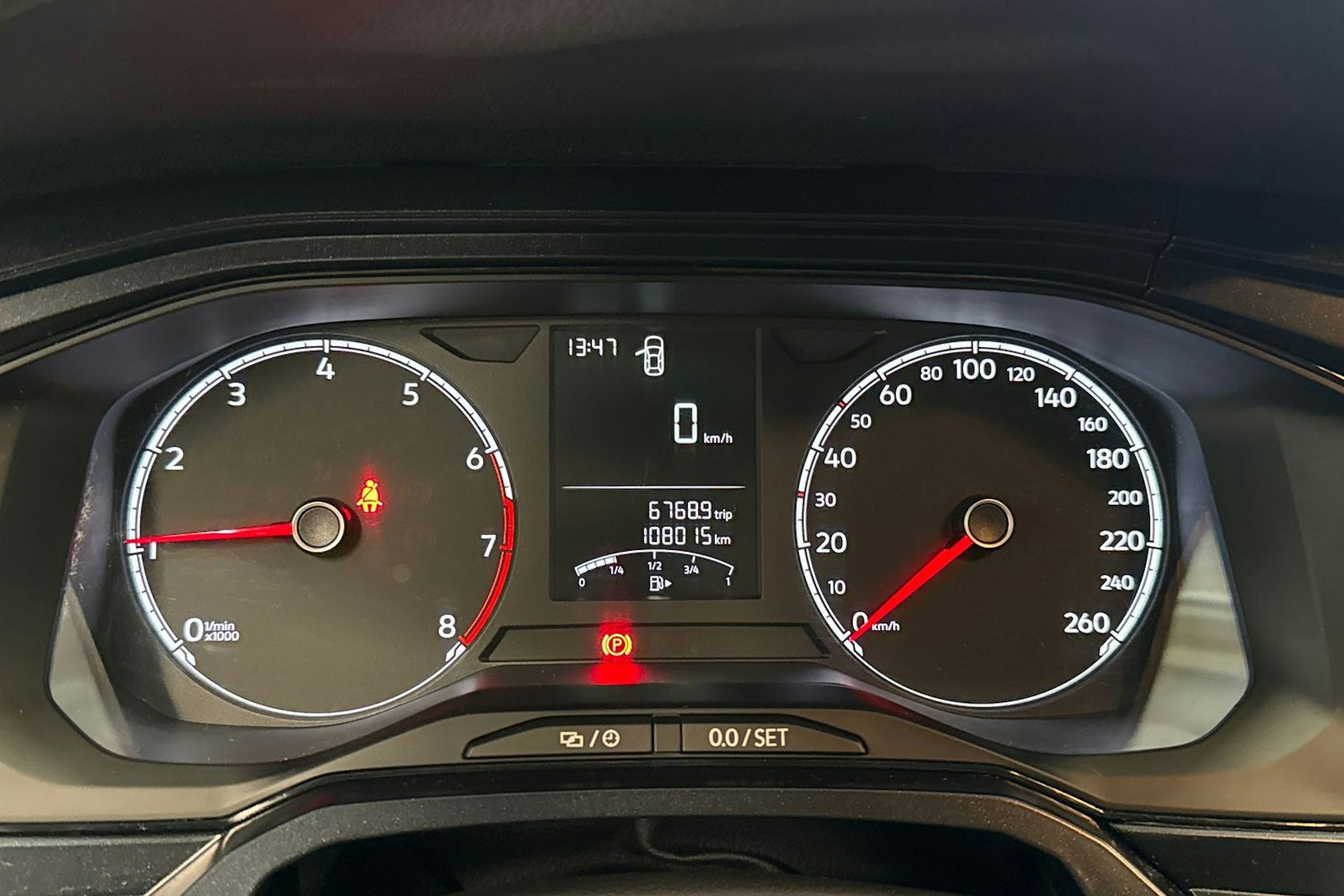 valkoinen Volkswagen Polo 2018 kuva 16.