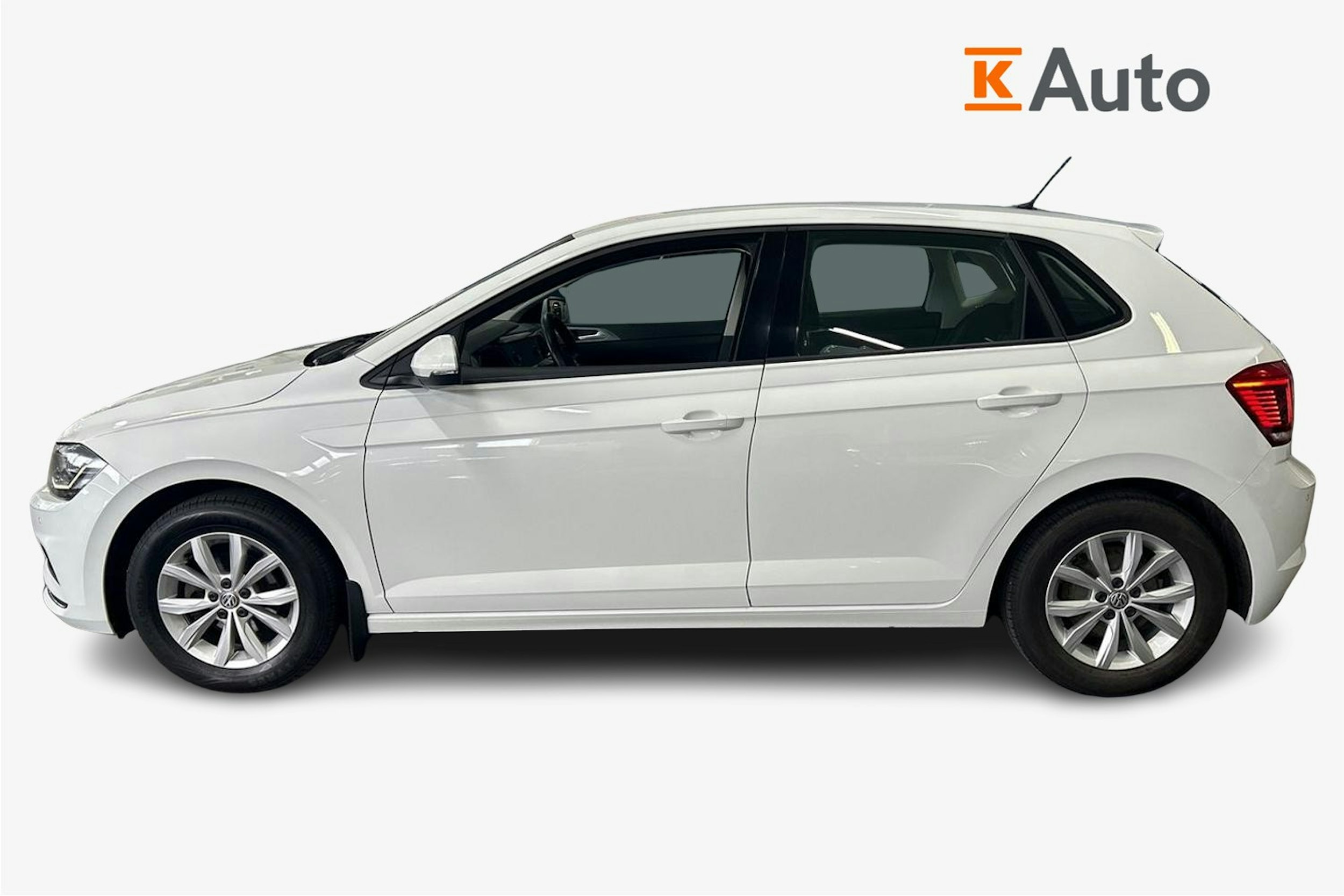 Valkoinen Volkswagen Polo 2018 kuva 6.