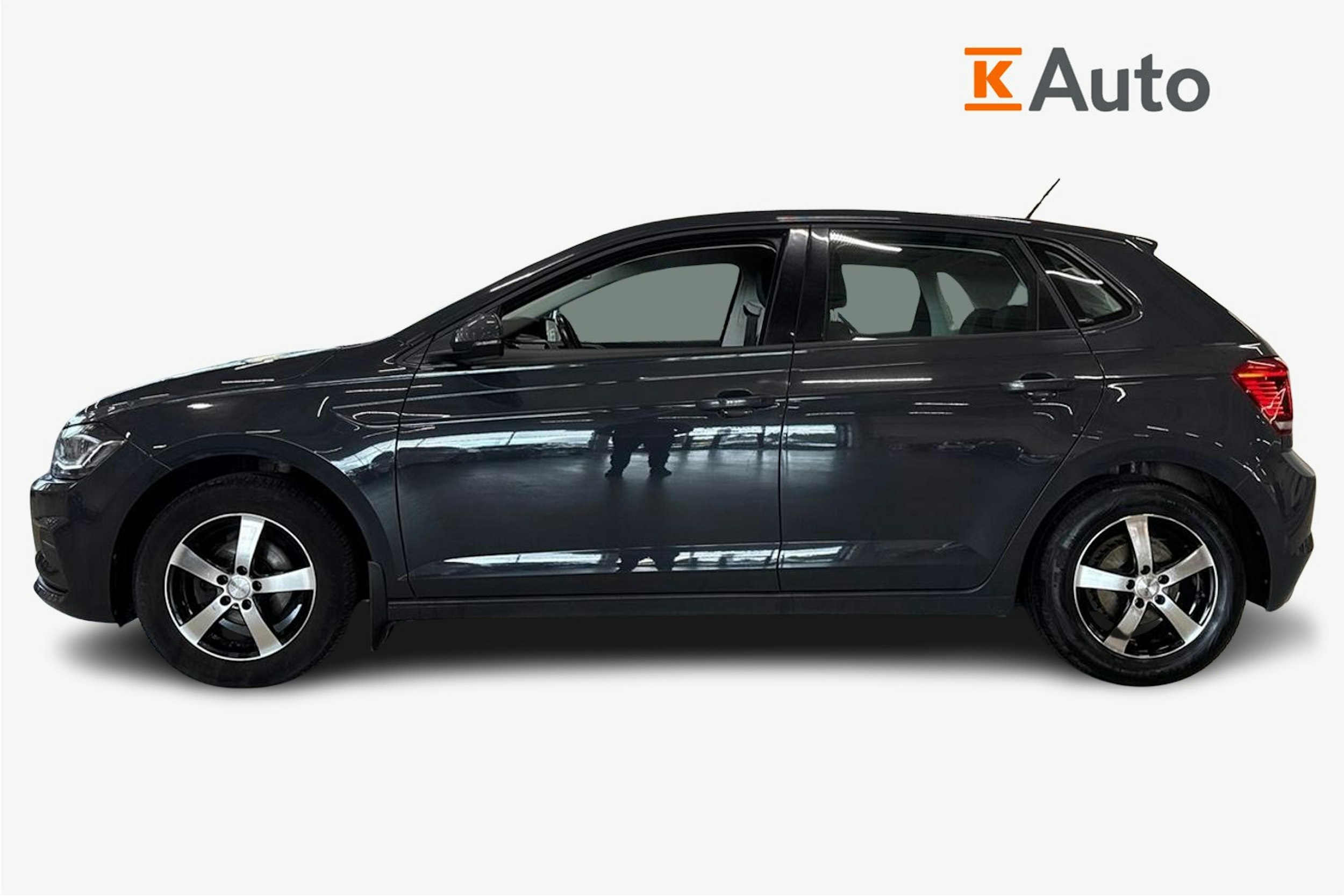 harmaa Volkswagen Polo 2018 kuva 6.