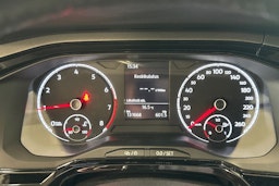 harmaa Volkswagen Polo 2018 kuva 14.