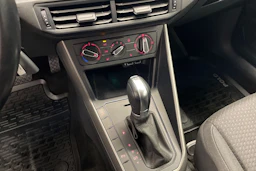 Harmaa Volkswagen POLO 2018 kuva 18.