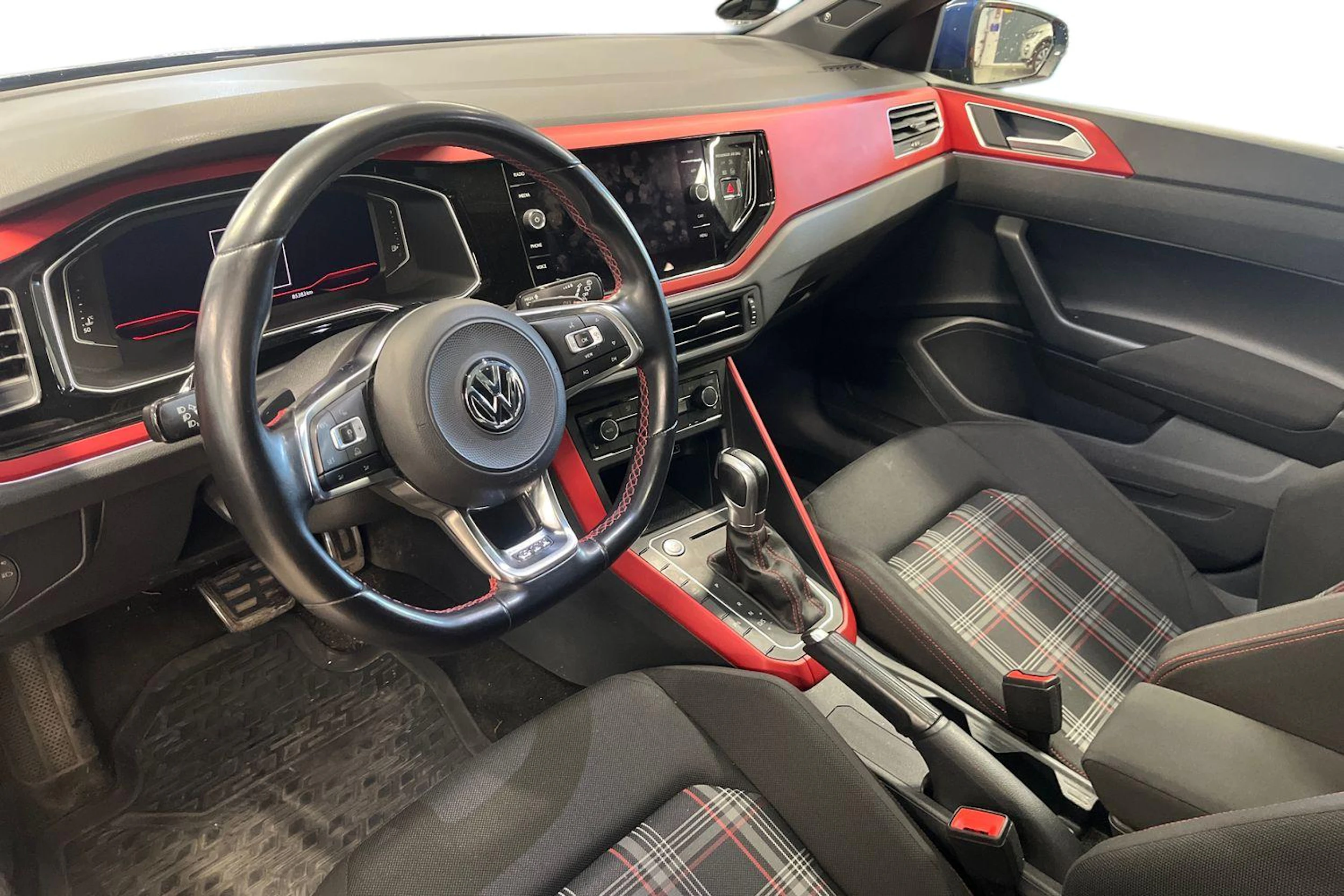 sininen Volkswagen Polo 2018 kuva 3.