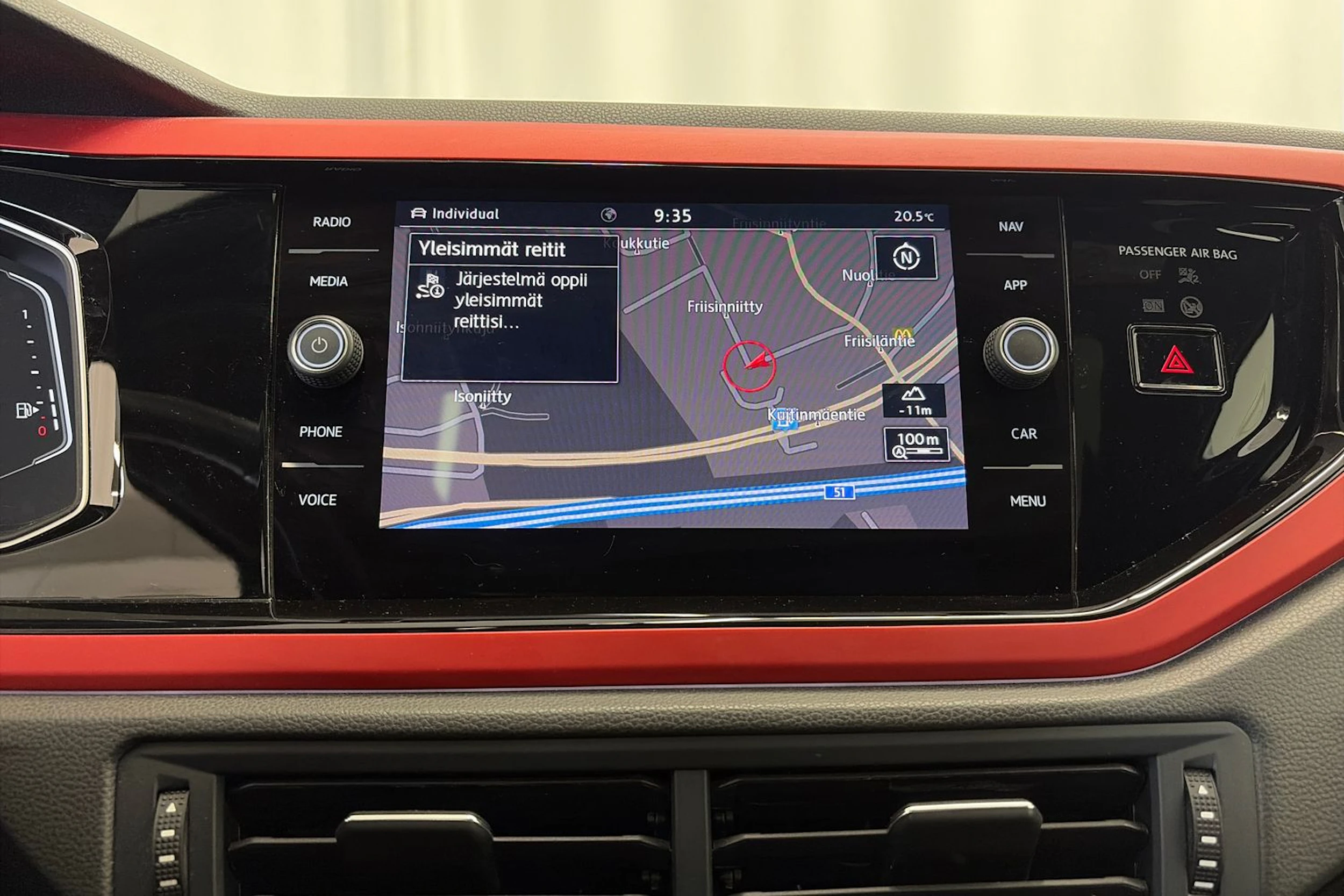 sininen Volkswagen Polo 2018 kuva 19.