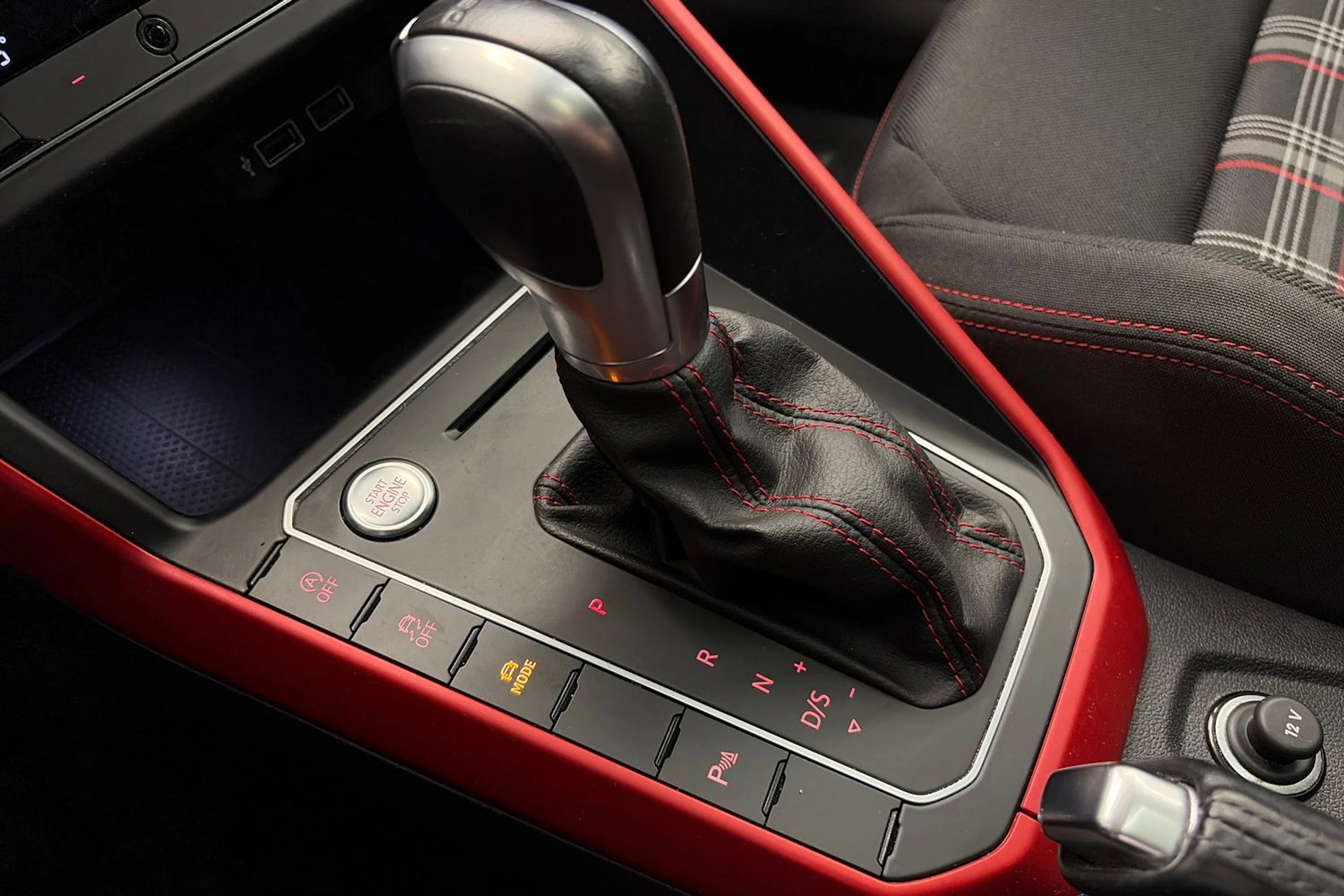 sininen Volkswagen Polo 2018 kuva 25.