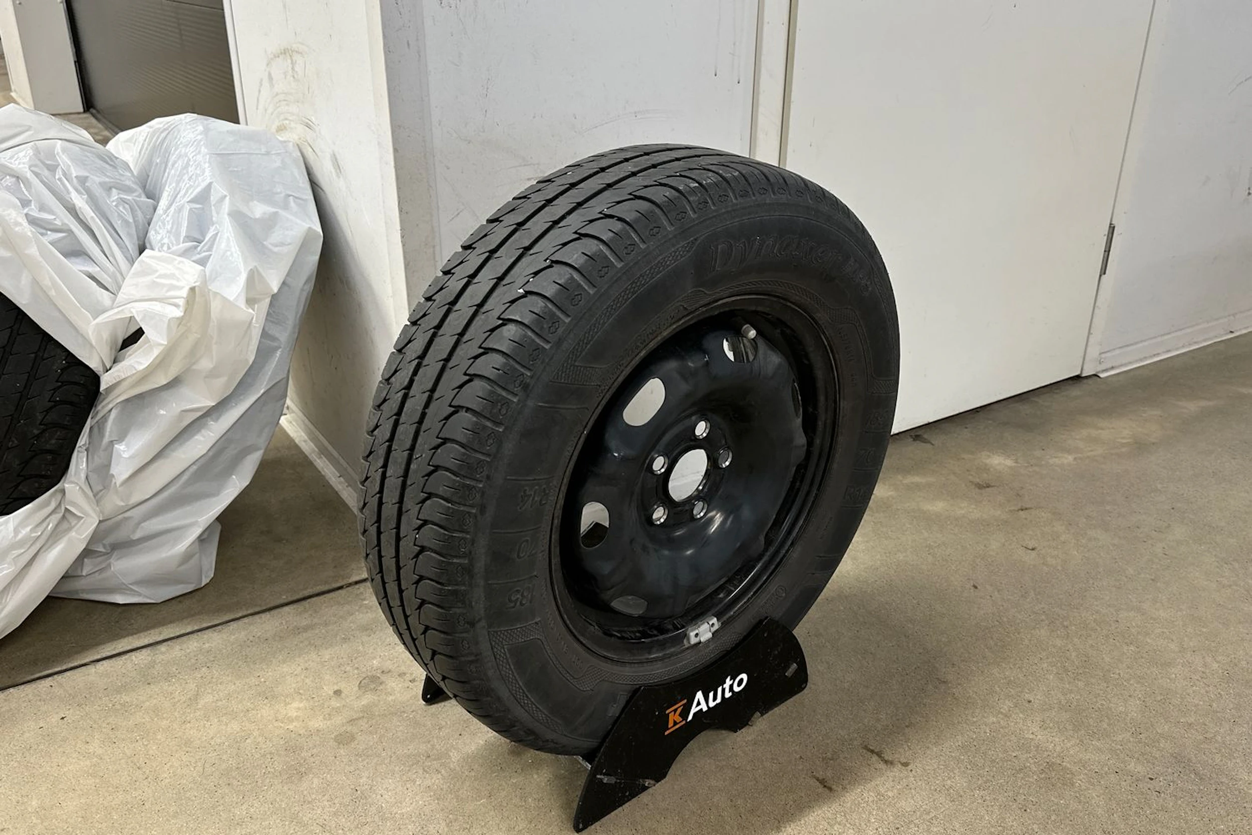 harmaa Volkswagen Polo 2018 kuva 10.