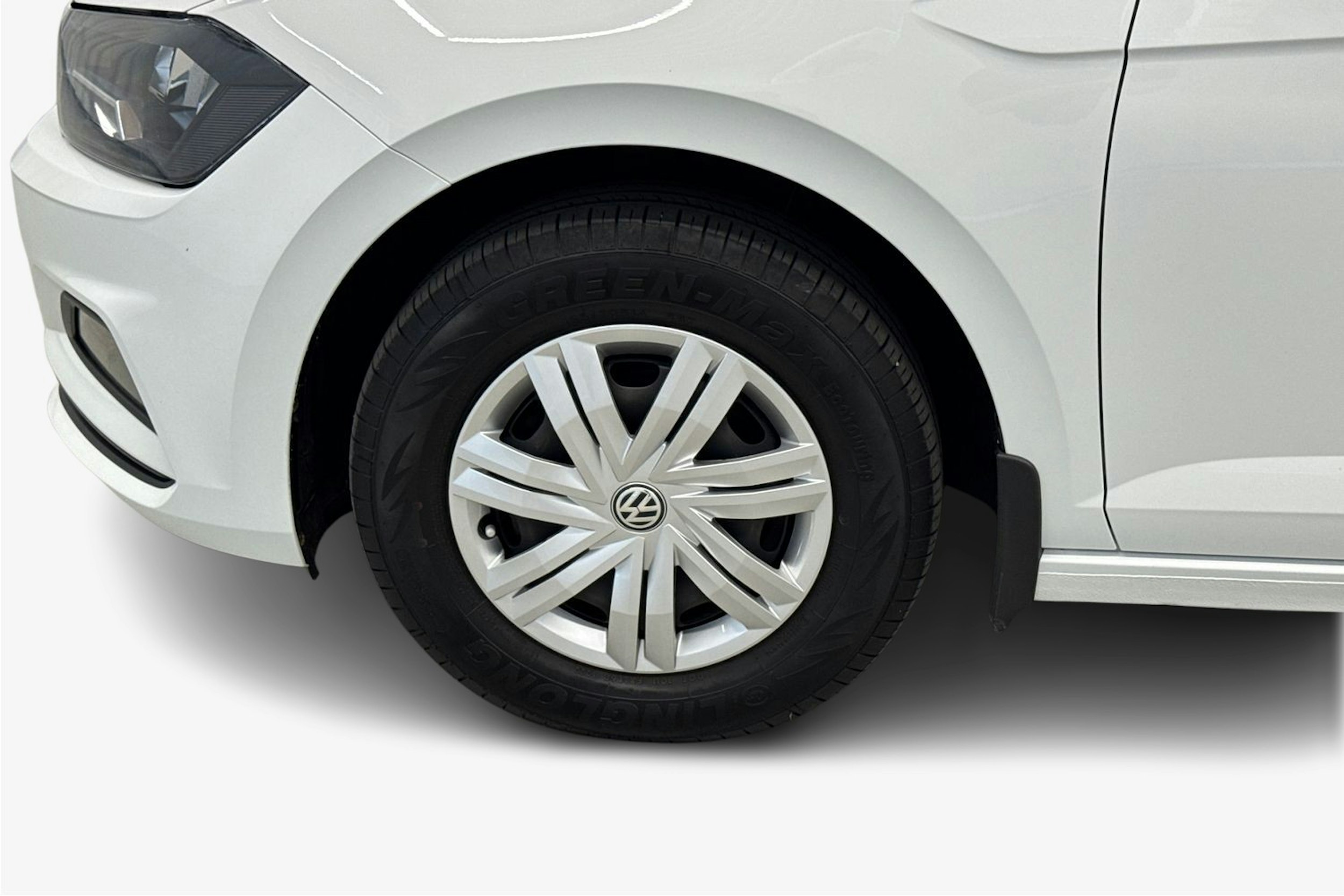 valkoinen Volkswagen Polo 2018 kuva 9.