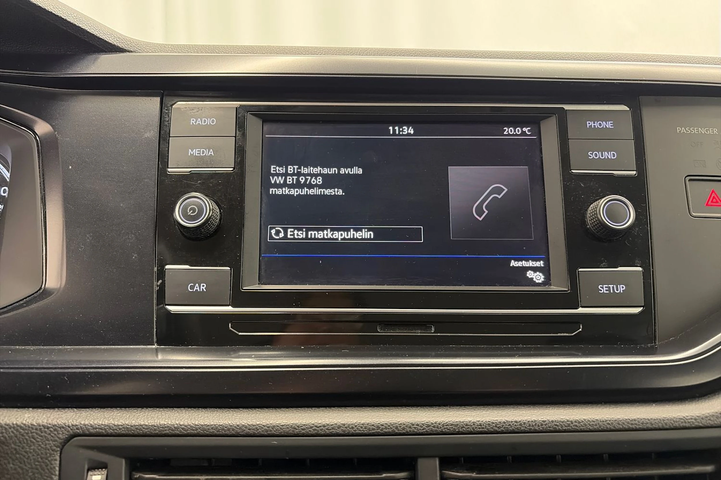valkoinen Volkswagen Polo 2018 kuva 19.