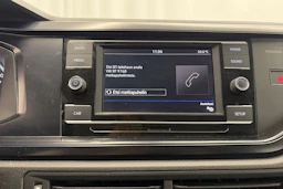 valkoinen Volkswagen Polo 2018 kuva 19.