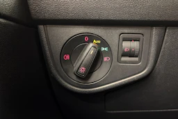 valkoinen Volkswagen Polo 2018 kuva 23.