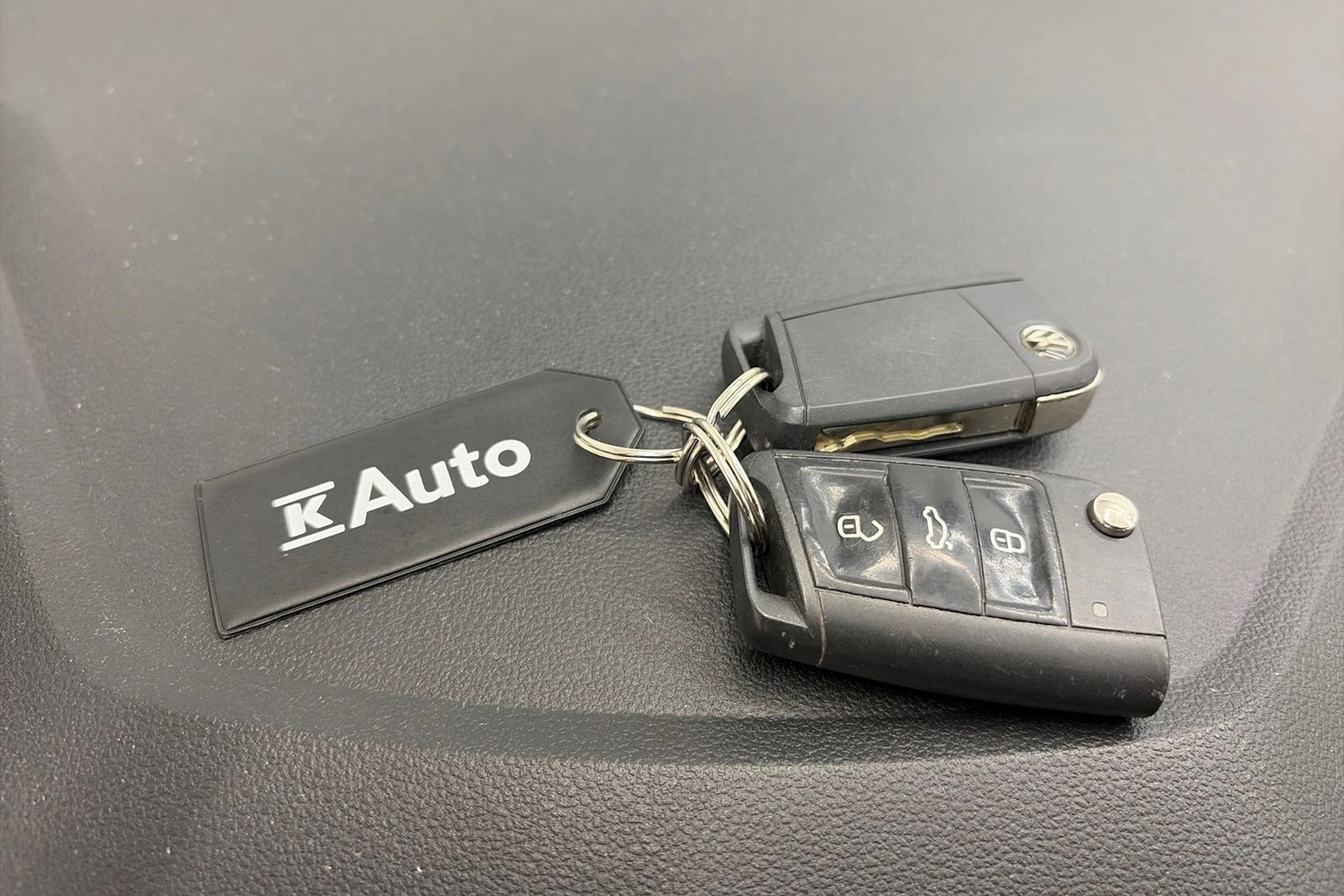 valkoinen Volkswagen Polo 2018 kuva 25.